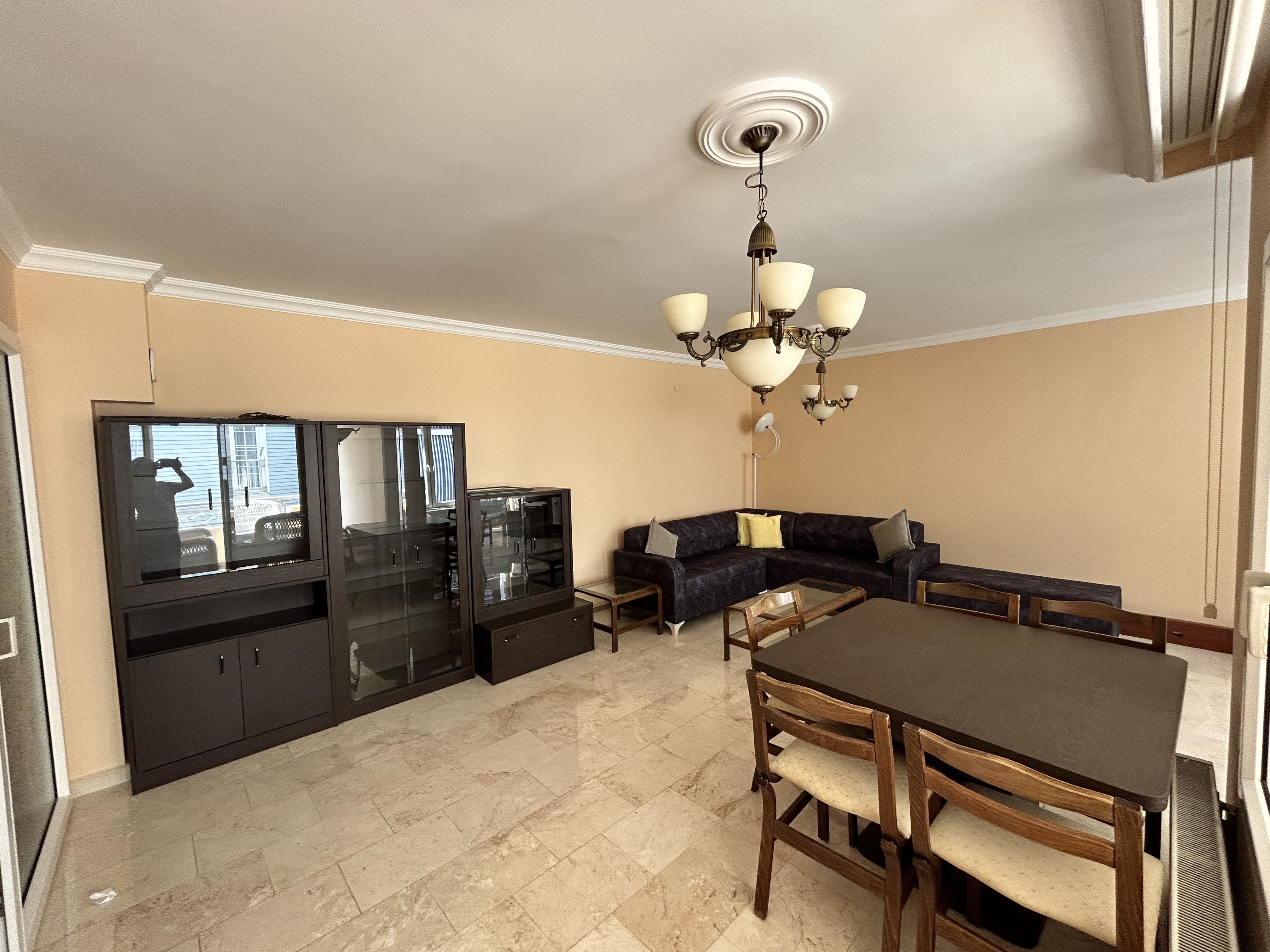 MARMARİS KAPALI ÇARŞIDA SATILIK 2+1 KAPALI MUTFAK DAİRE