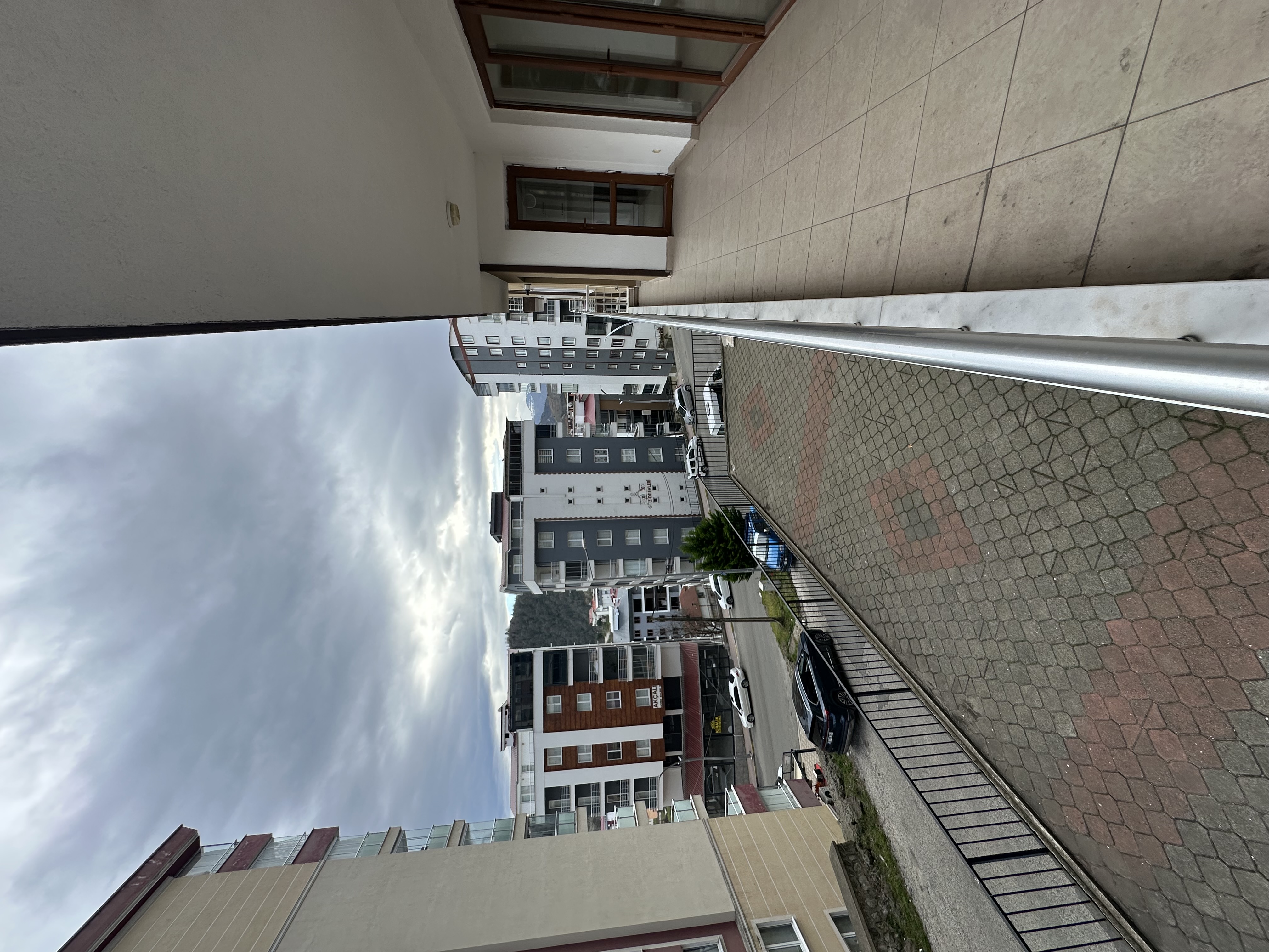 GEDİKKAYA NEŞE APT 3+1 KİRALIK