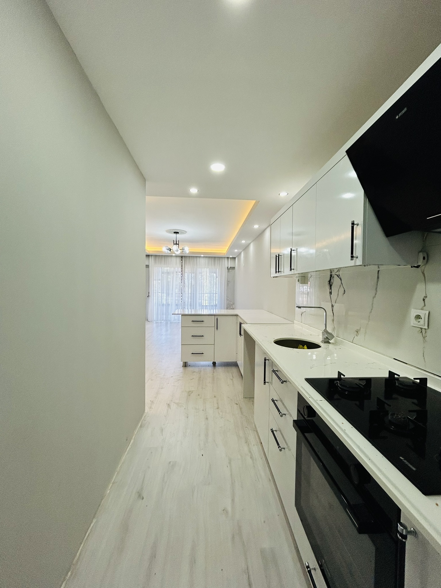 KAVAKLAR MAH. YEŞİLTEPE CAD. NO:112 Daire:51