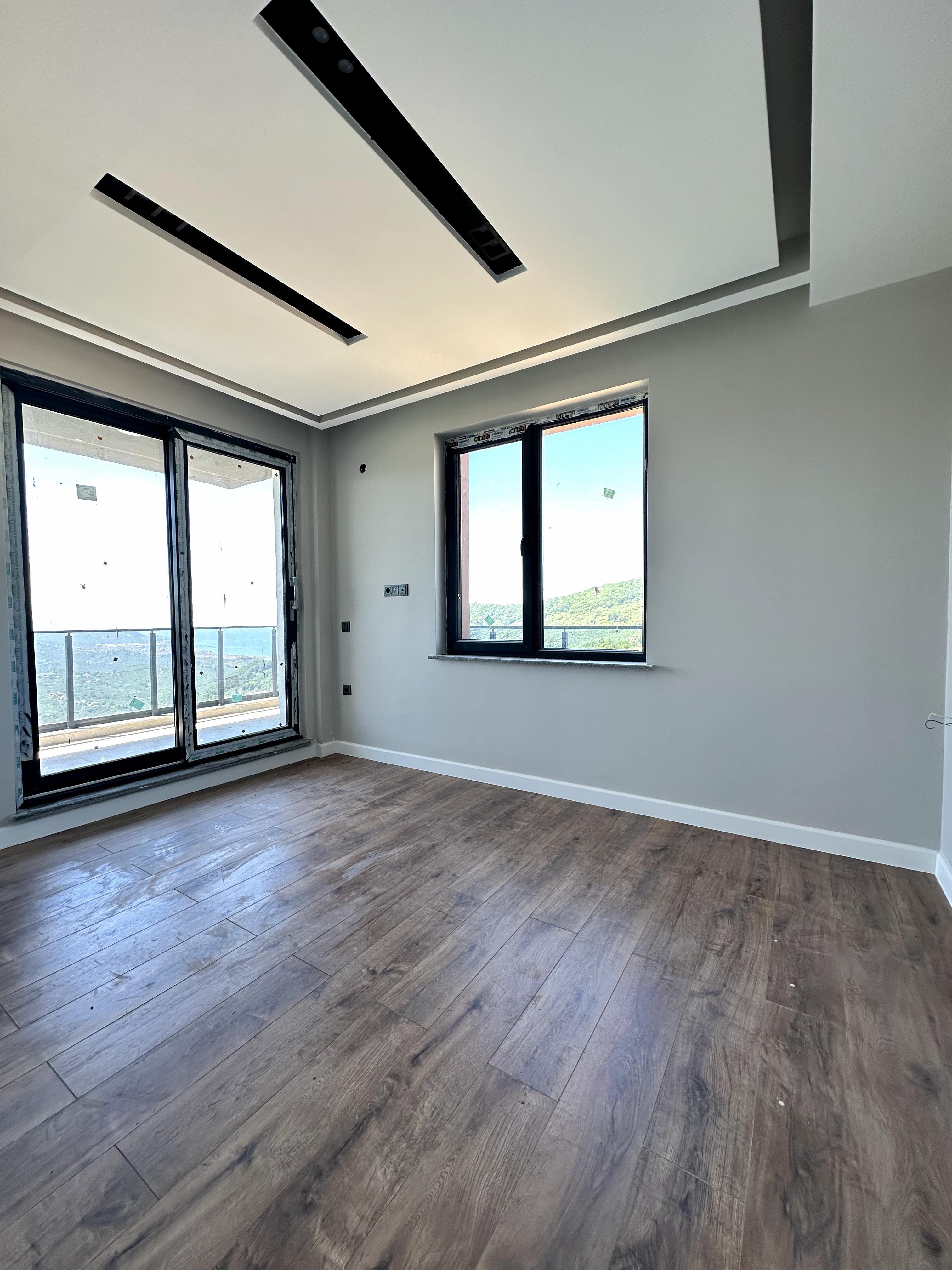 DUACIOĞLU MAHALLESİ DENİZ DOĞA MANZARALI LÜKS VİLLA