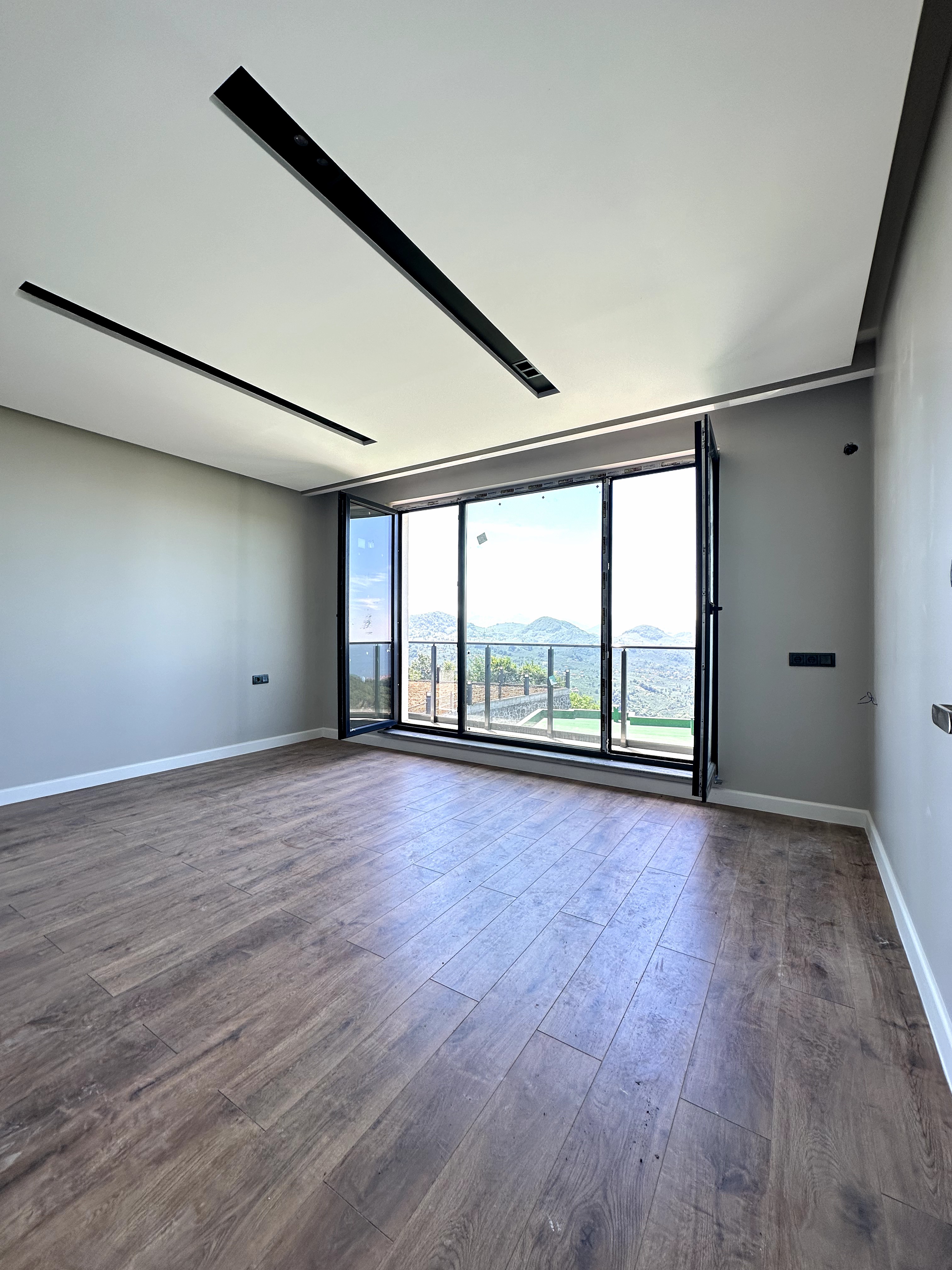 DUACIOĞLU MAHALLESİ DENİZ DOĞA MANZARALI LÜKS VİLLA