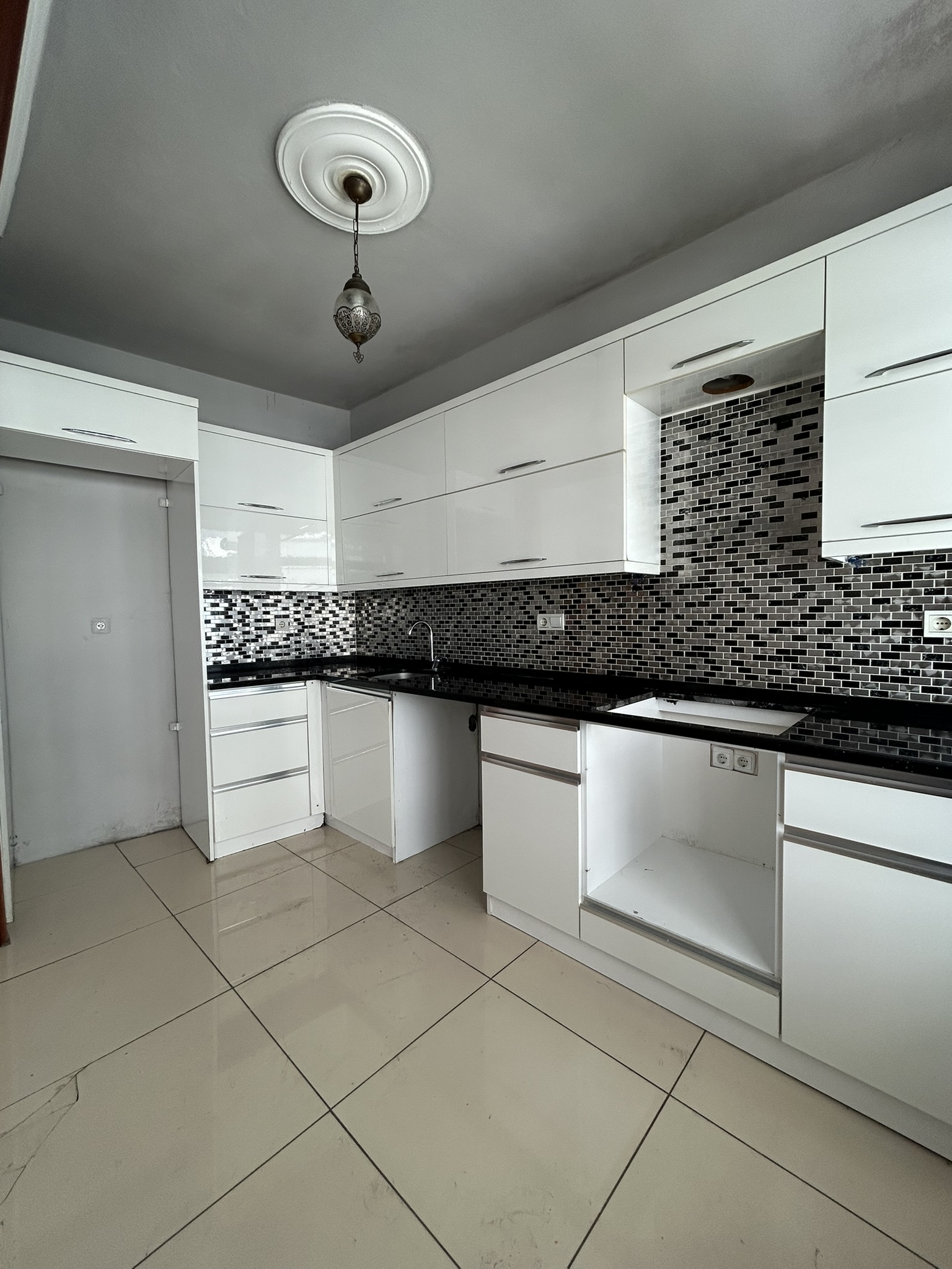ÇINARLAR KİRALIK DAİRE