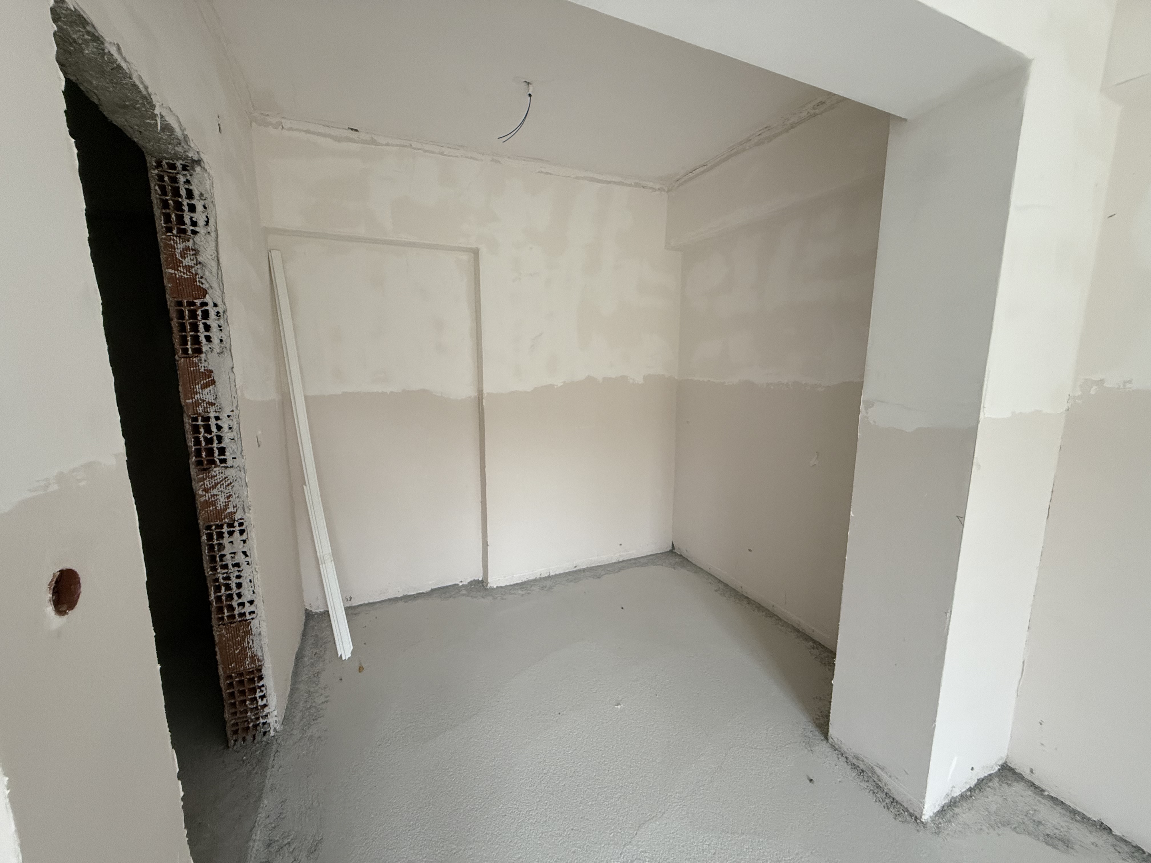 ÇUKURÇAYIR DA LÜKS SİTE DE SATILIK 3+1 SIFIR DAİRE