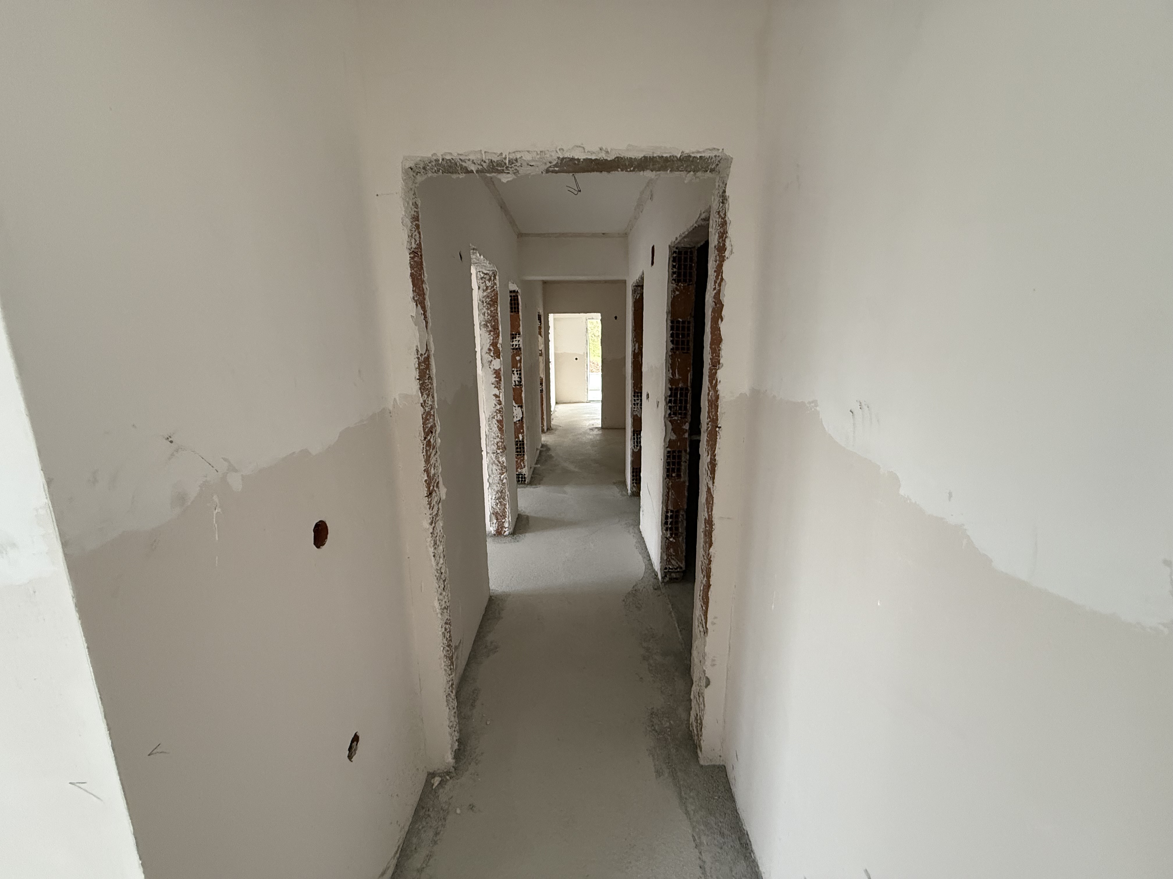 ÇUKURÇAYIR DA LÜKS SİTE DE SATILIK 3+1 SIFIR DAİRE