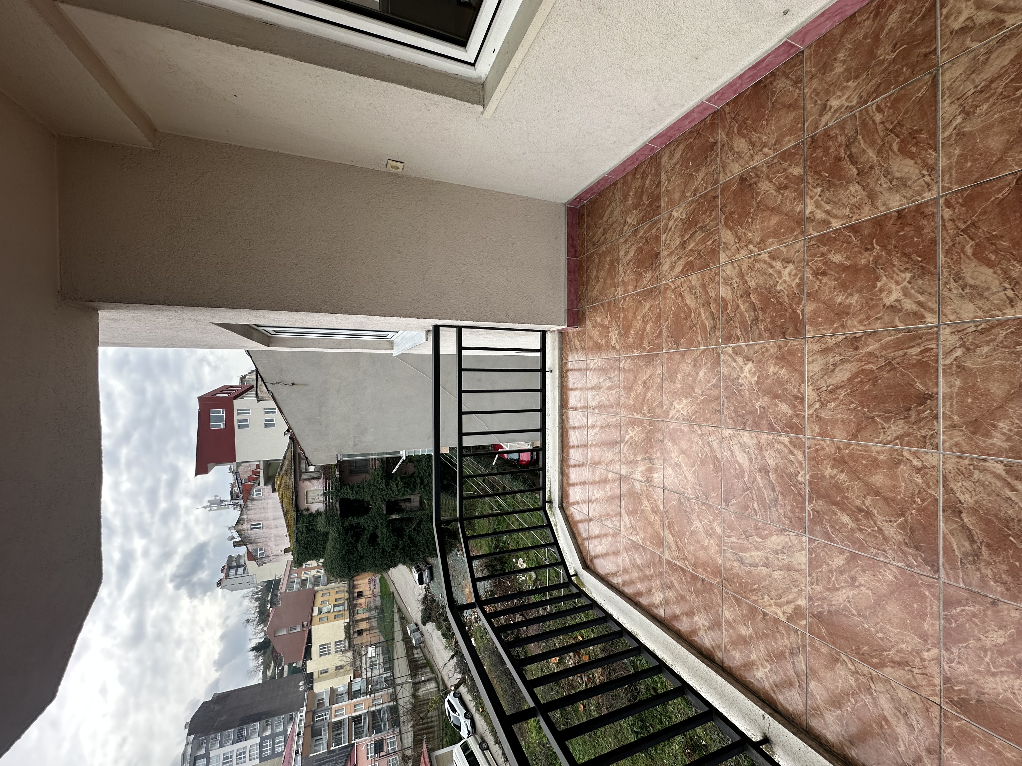 OSMANİYE MAH. HASTANE SOKAK 3+1 KİRALIK