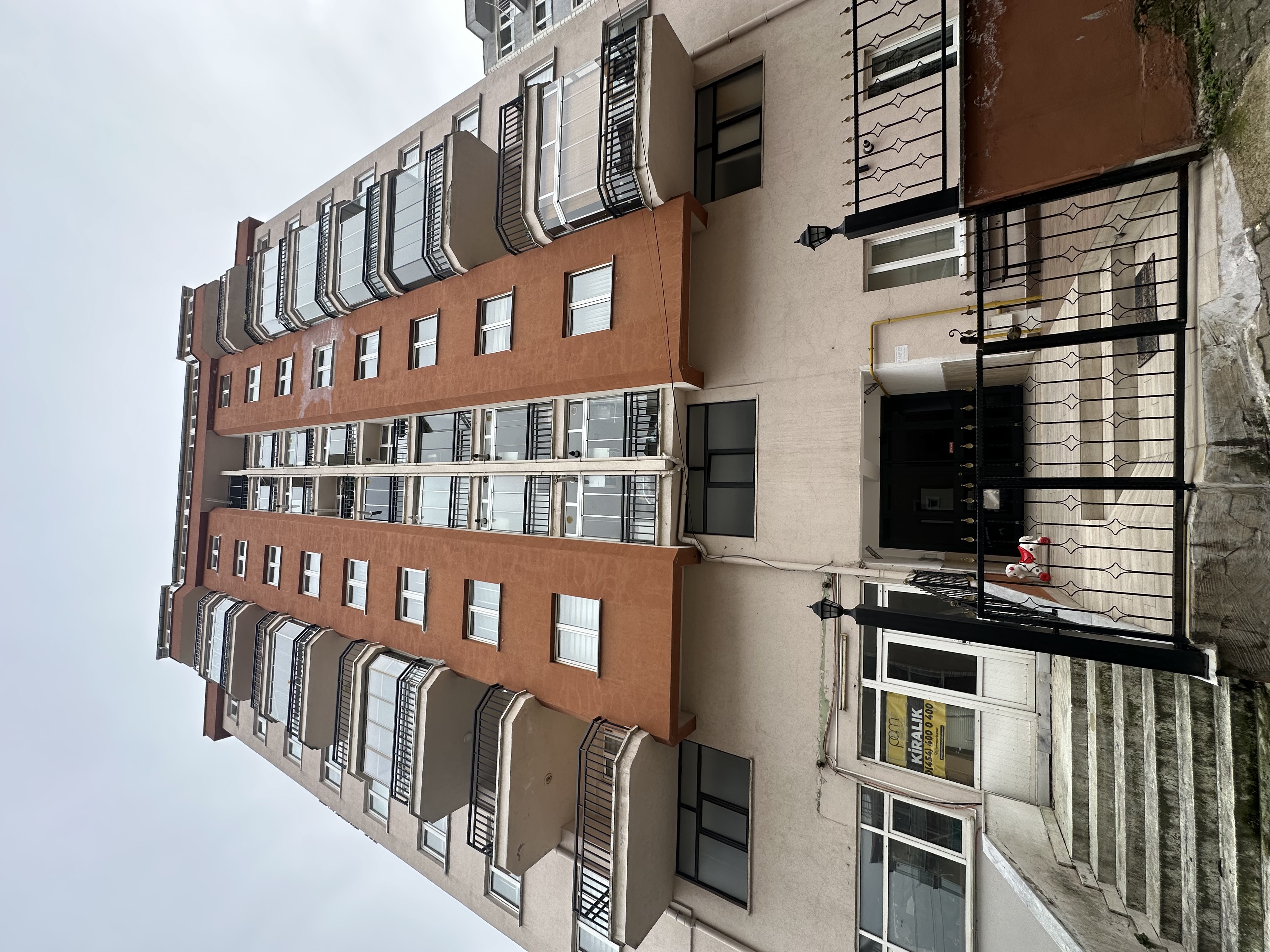 OSMANİYE MAH. HASTANE SOKAK 3+1 KİRALIK