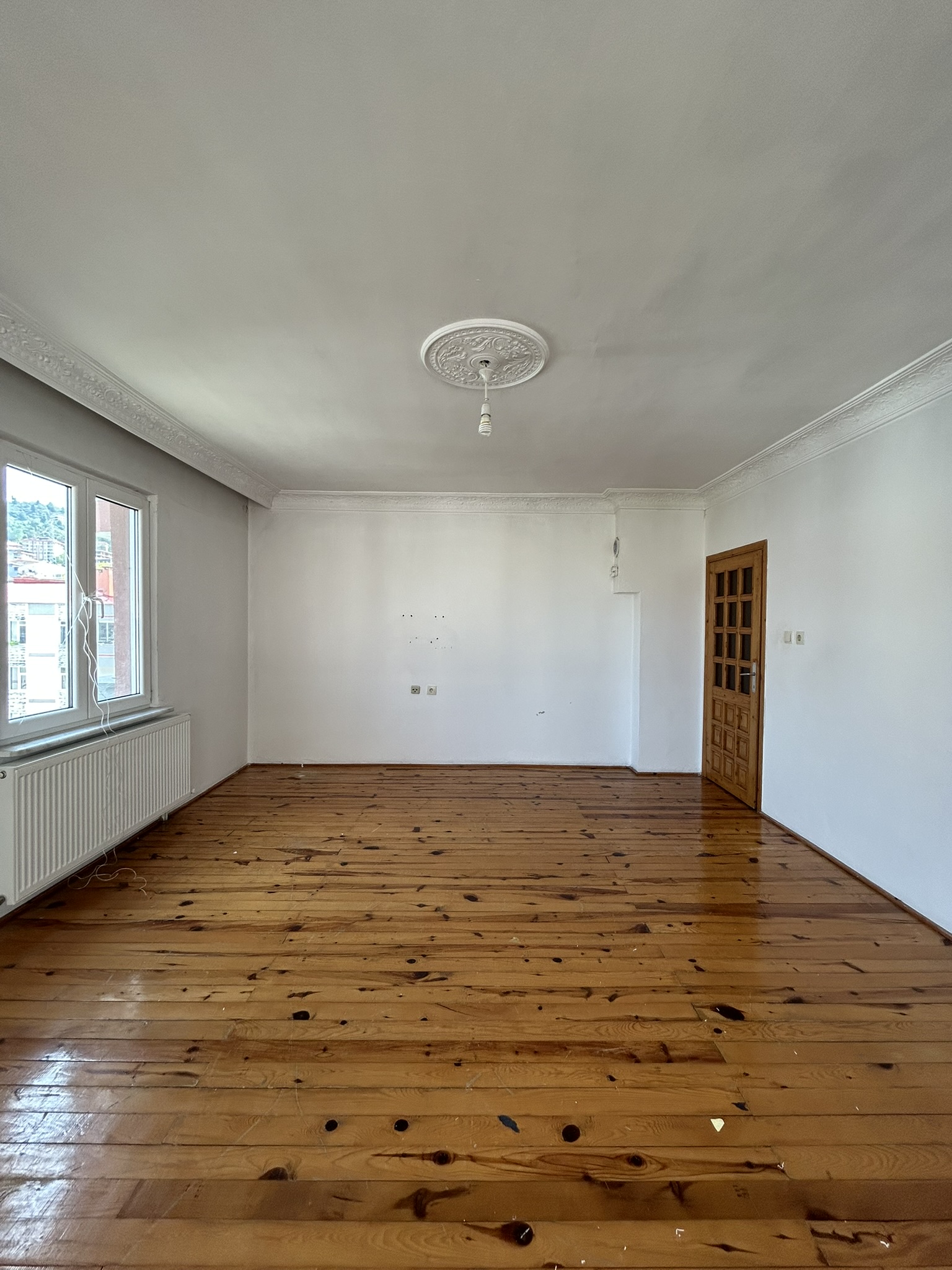 TEYYAREDÜZÜ 2+1 120M2 KİRALIK DAİRE