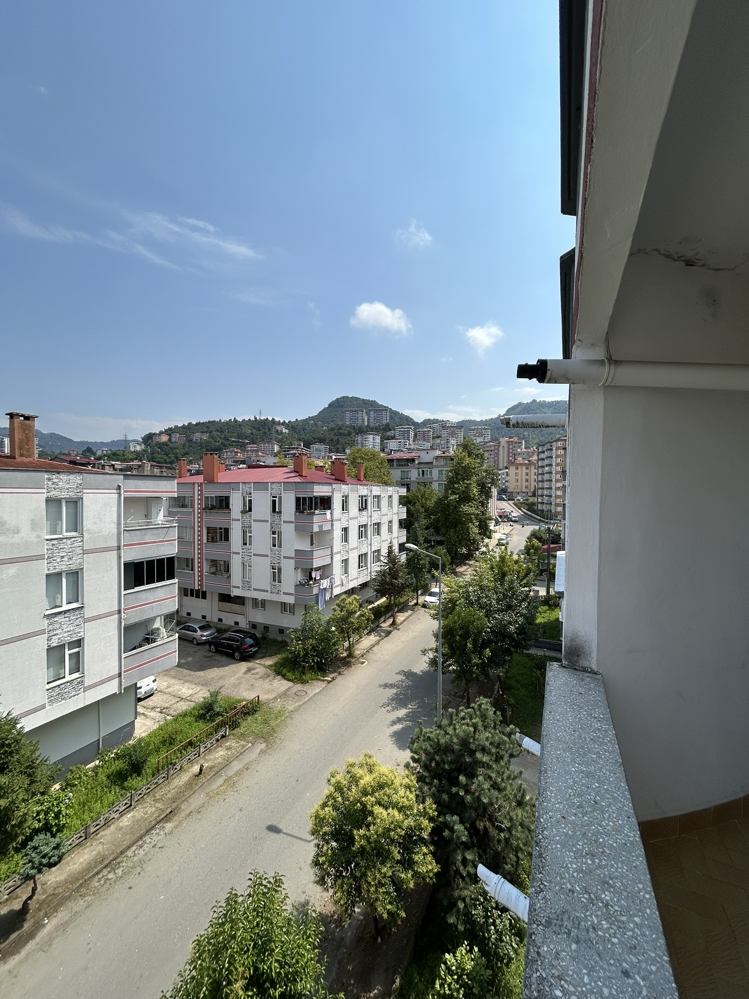 TEYYAREDÜZÜ 2+1 120M2 KİRALIK DAİRE