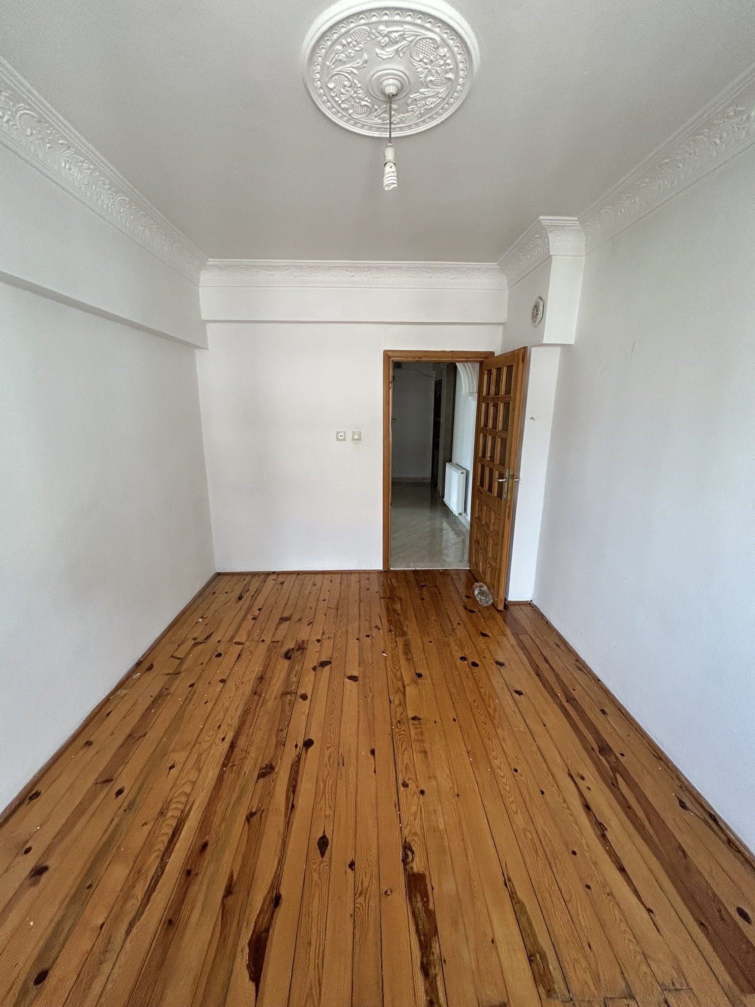 TEYYAREDÜZÜ 2+1 120M2 KİRALIK DAİRE