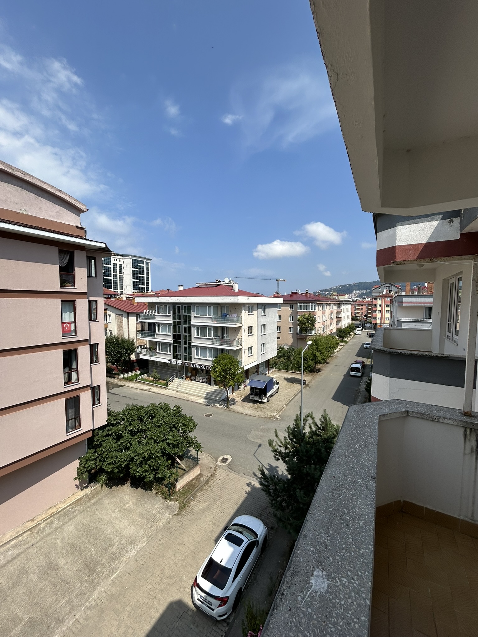 TEYYAREDÜZÜ 2+1 120M2 KİRALIK DAİRE