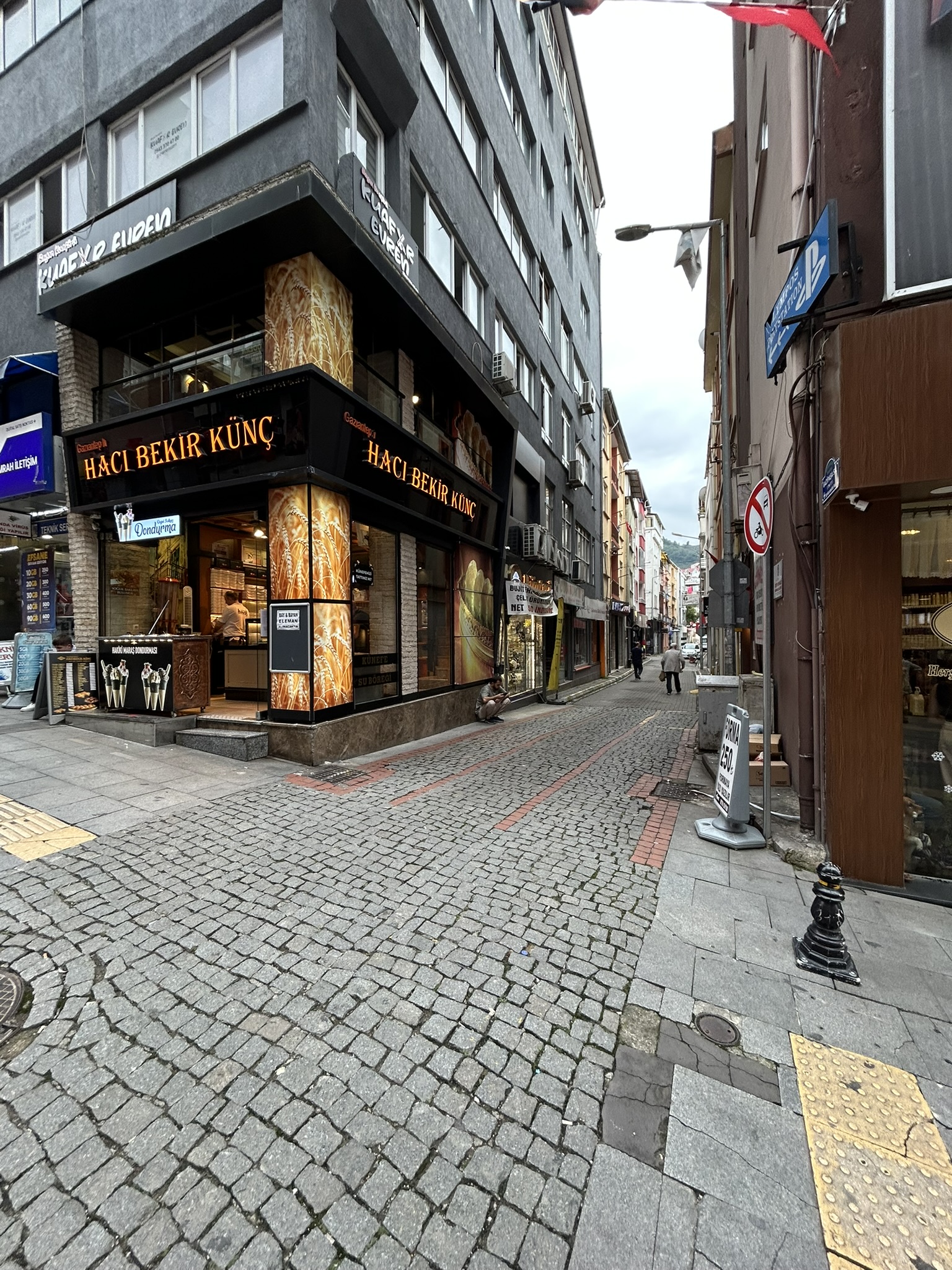 GAZİ CD SATILIK DÜKKAN