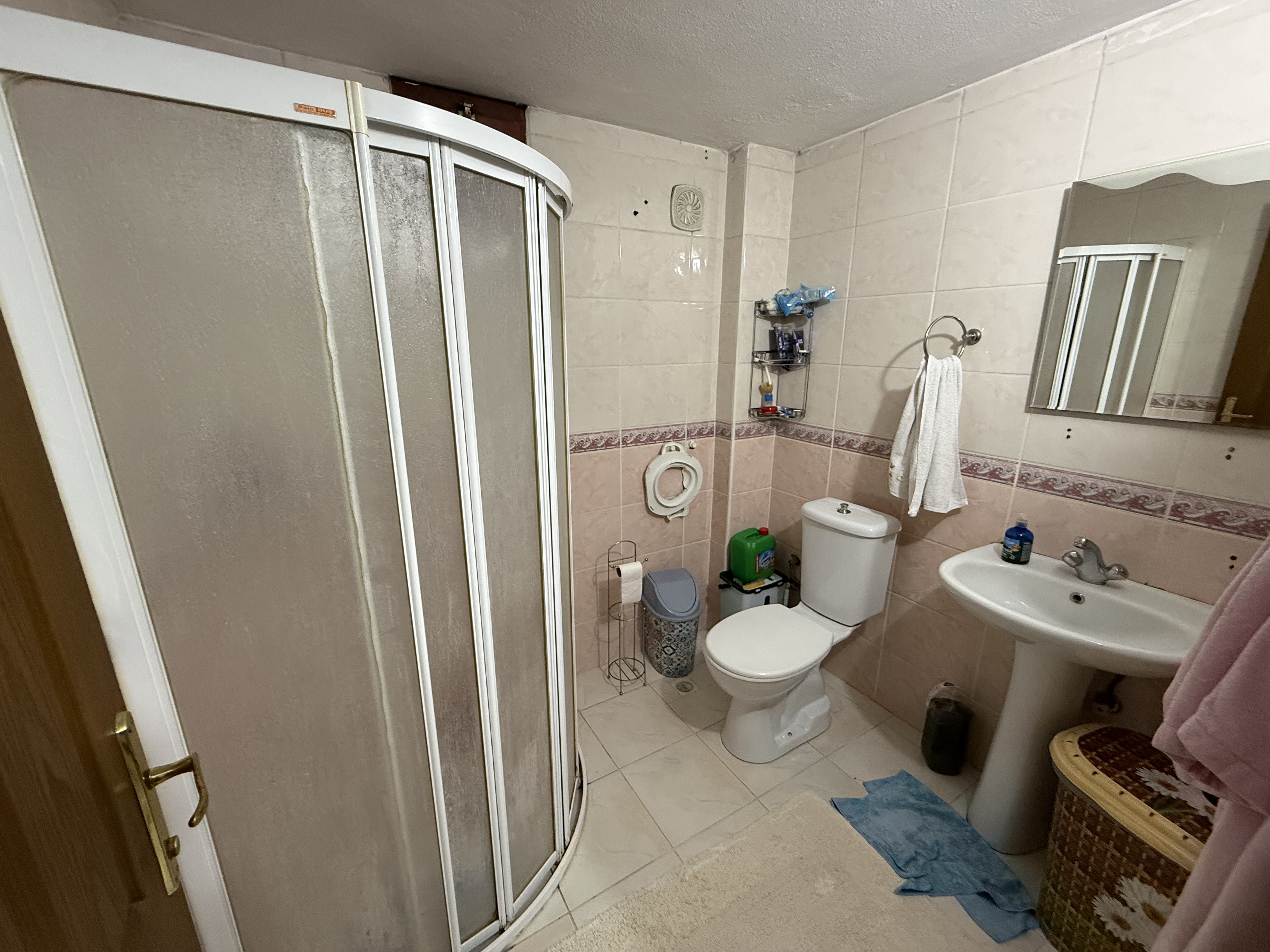 FATİH MAHALLESİNDE SATILIK 3+1 GENİŞ DAİRE