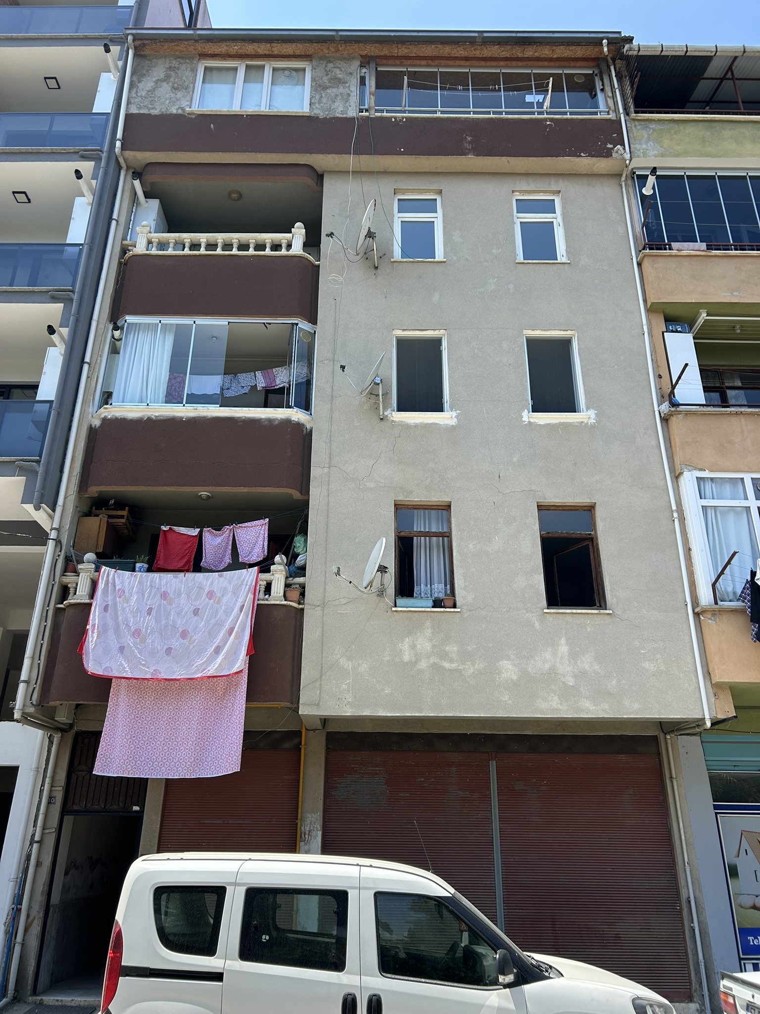 TEYYAREDÜZÜ 1+1 65M2 EŞYALI DAİRE