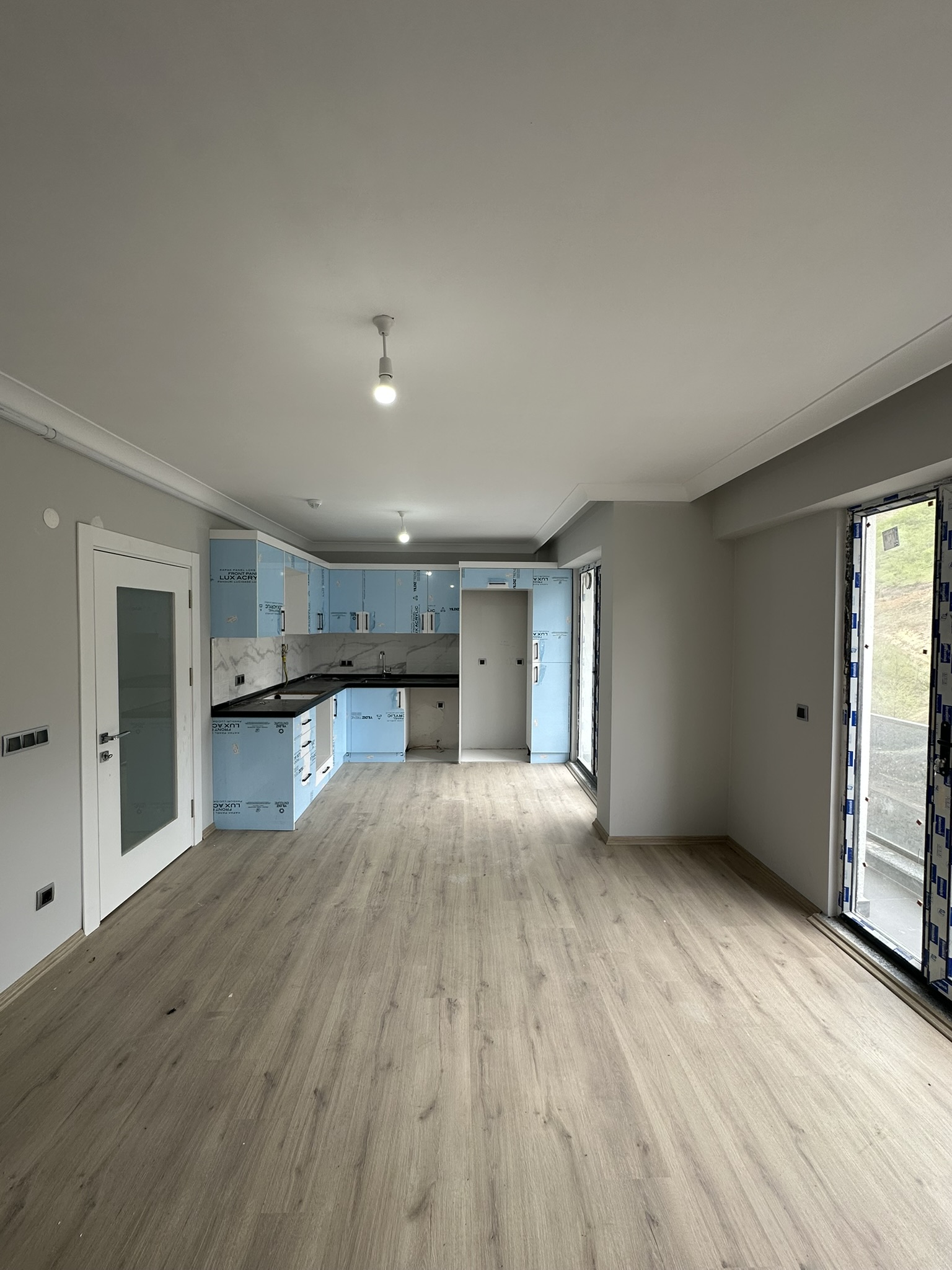 STADİUM CADDE EVLERİ C BLOK D.19 2+1