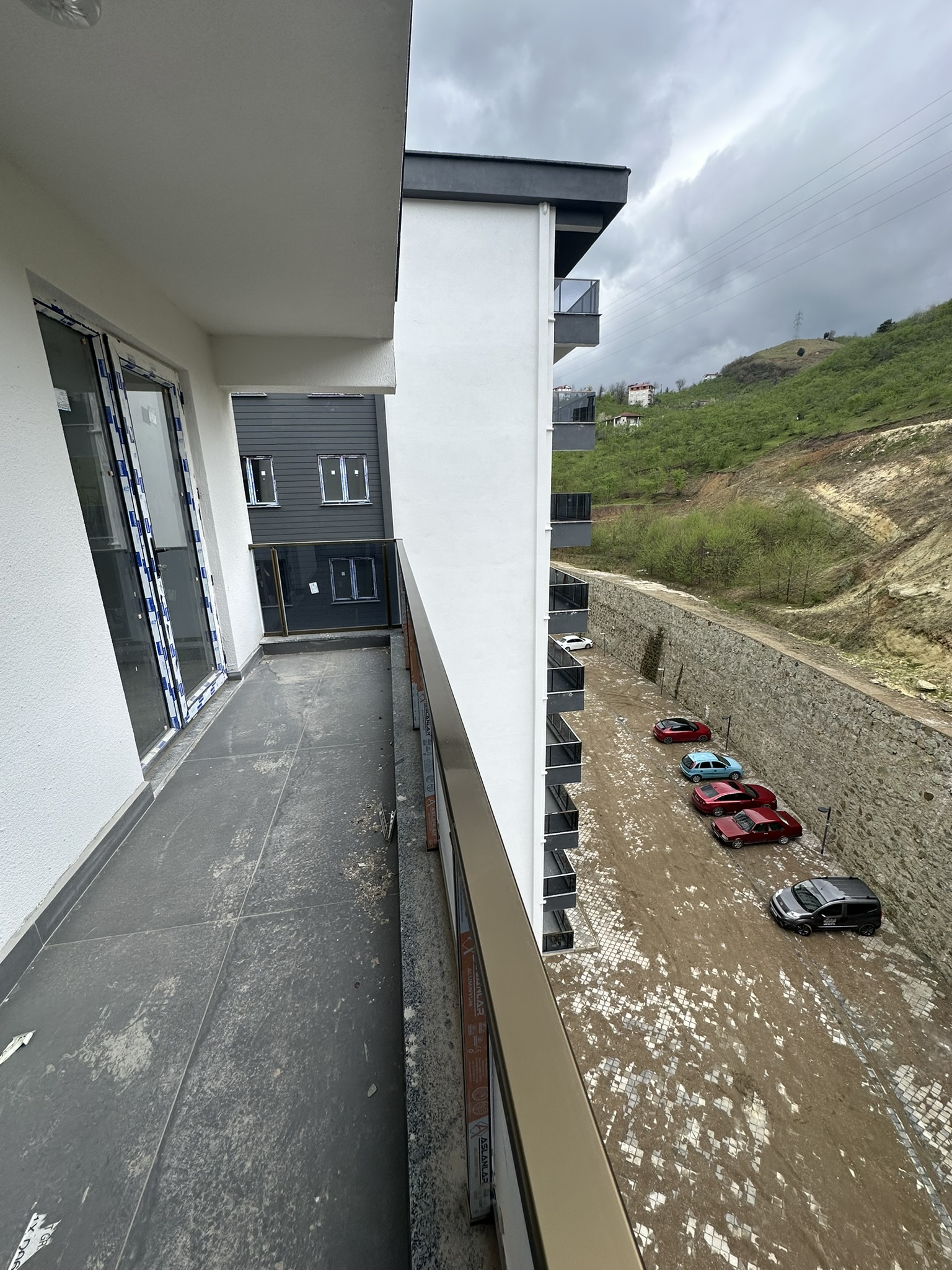 STADİUM CADDE EVLERİ C BLOK D.19 2+1