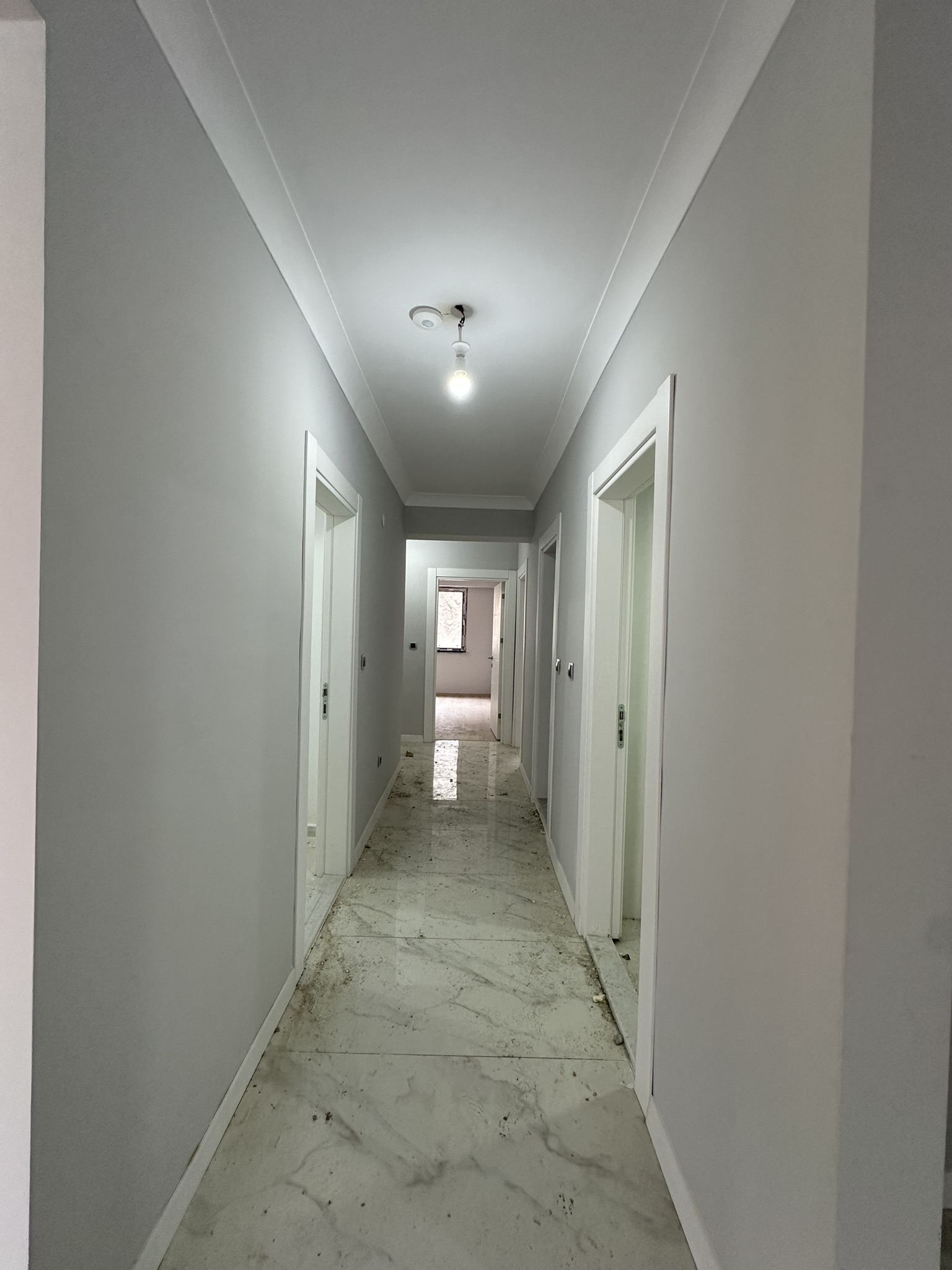 STADİUM CADDE EVLERİ A BLOK DAİRE 1 3+1 KİRALIK