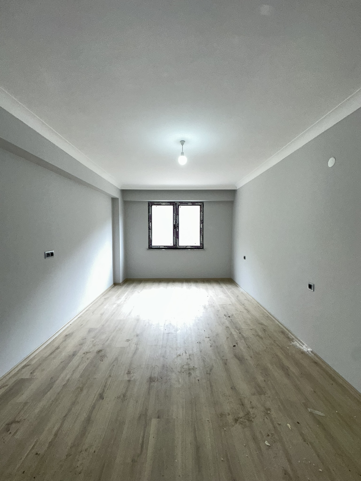 STADİUM CADDE EVLERİ A BLOK DAİRE 1 3+1 KİRALIK