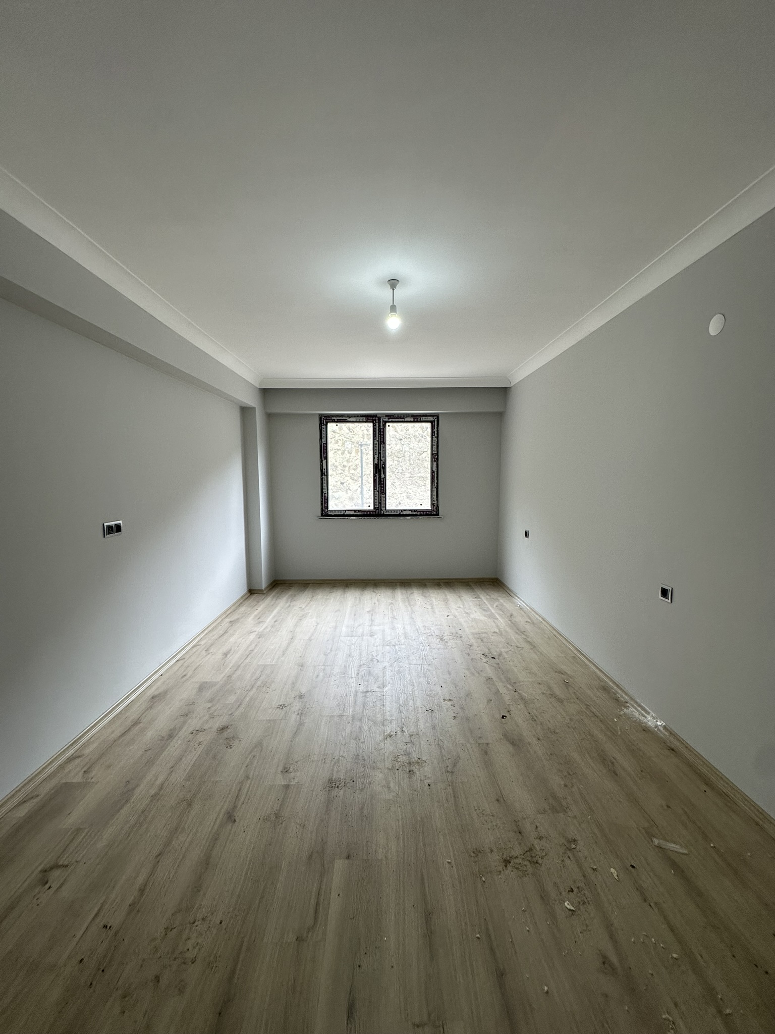 STADİUM CADDE EVLERİ A BLOK DAİRE 1 3+1 KİRALIK