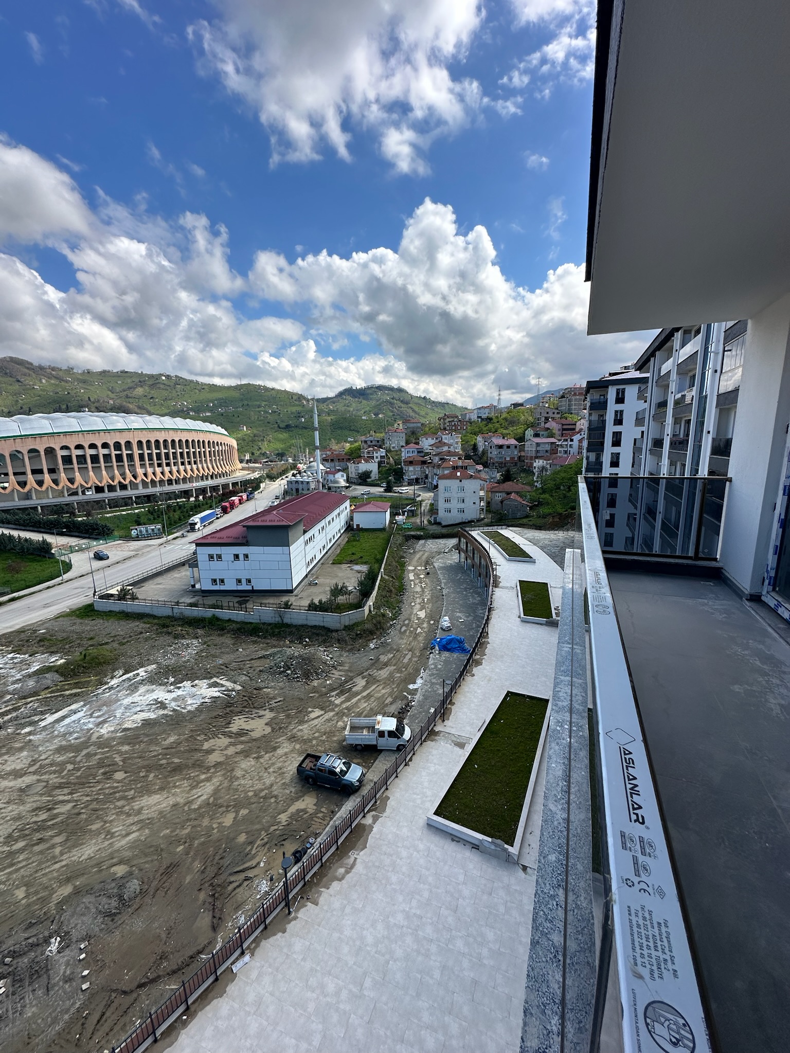 STADİUM CADDE EVLERİ C BLOK D. 20 2+1 KİRALIK