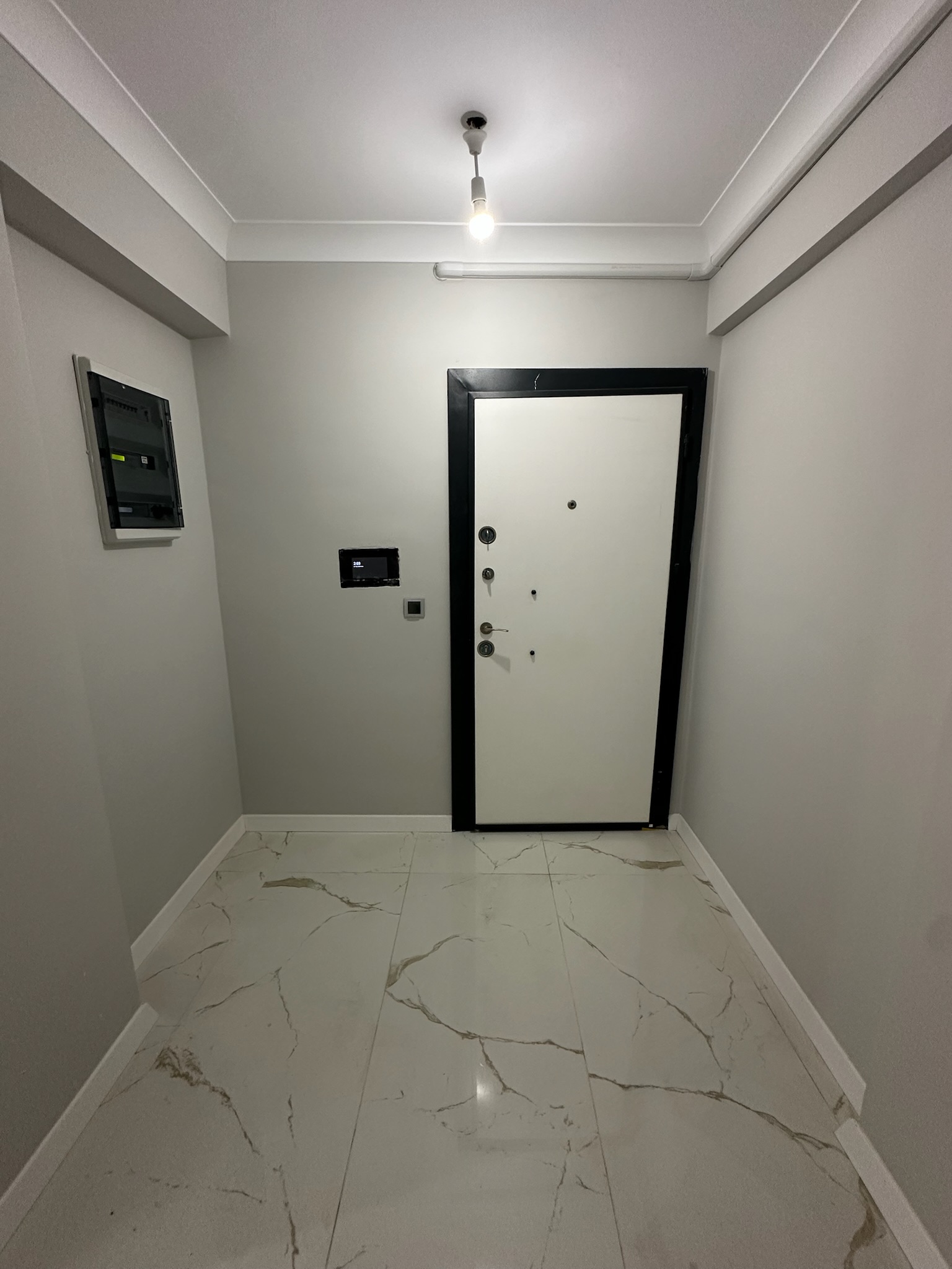 STADİUM CADDE EVLERİ C BLOK D. 20 2+1 KİRALIK