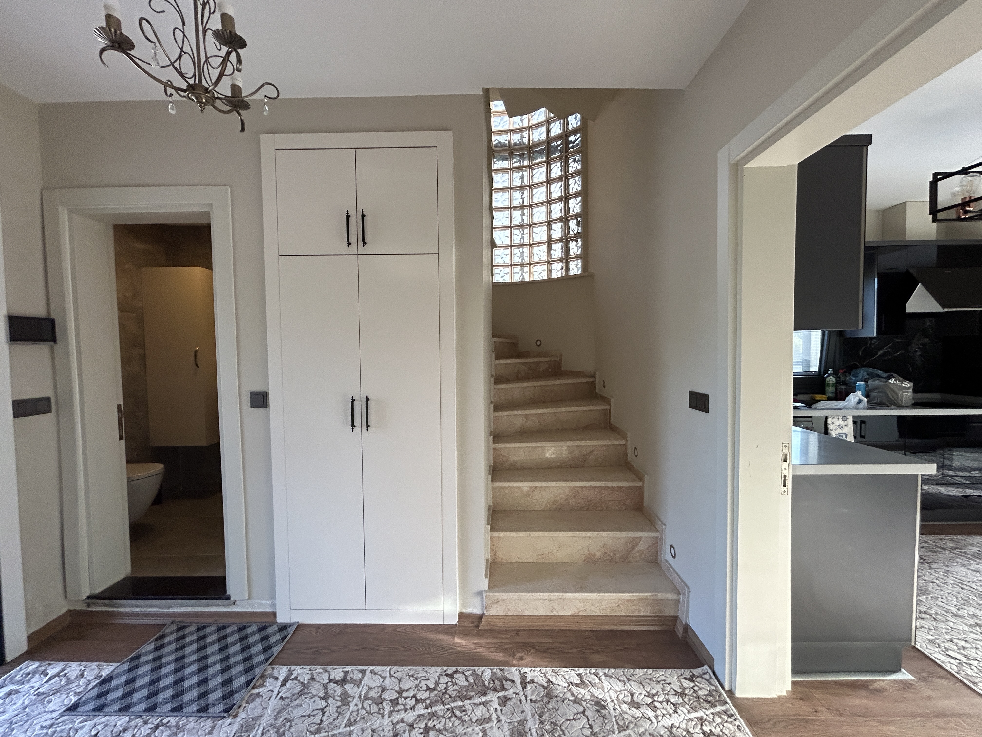 MARMARİS DEĞİRMENYANINDA, 441M2 ARSA İÇİNDE,  ÖZEL OTOPARKLI,  HAVUZLU TAM MÜSTAKİL 4+1 VİLLA