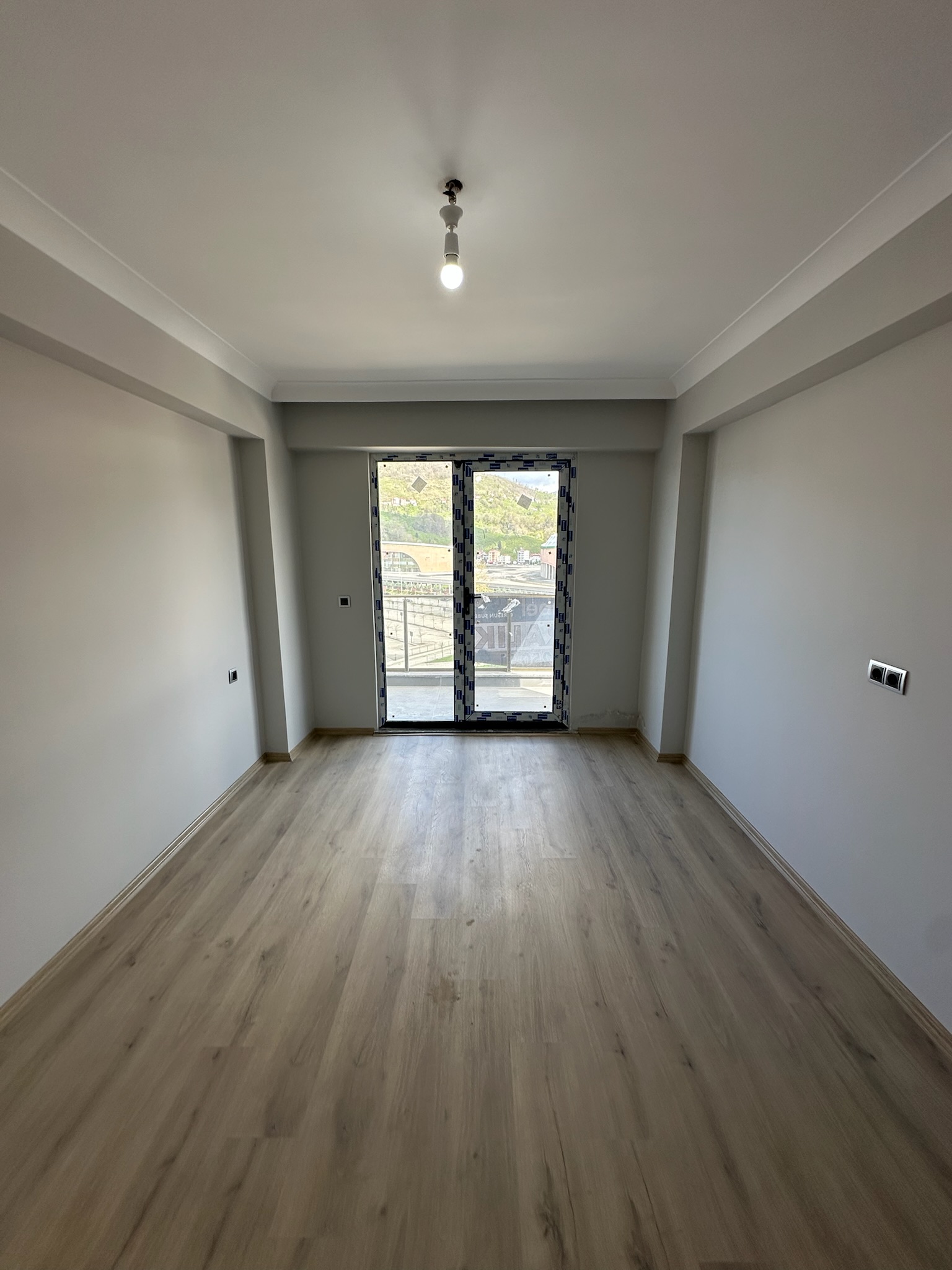 STADİUM CADDE EVLERİ C BLOK D. 20 2+1 KİRALIK