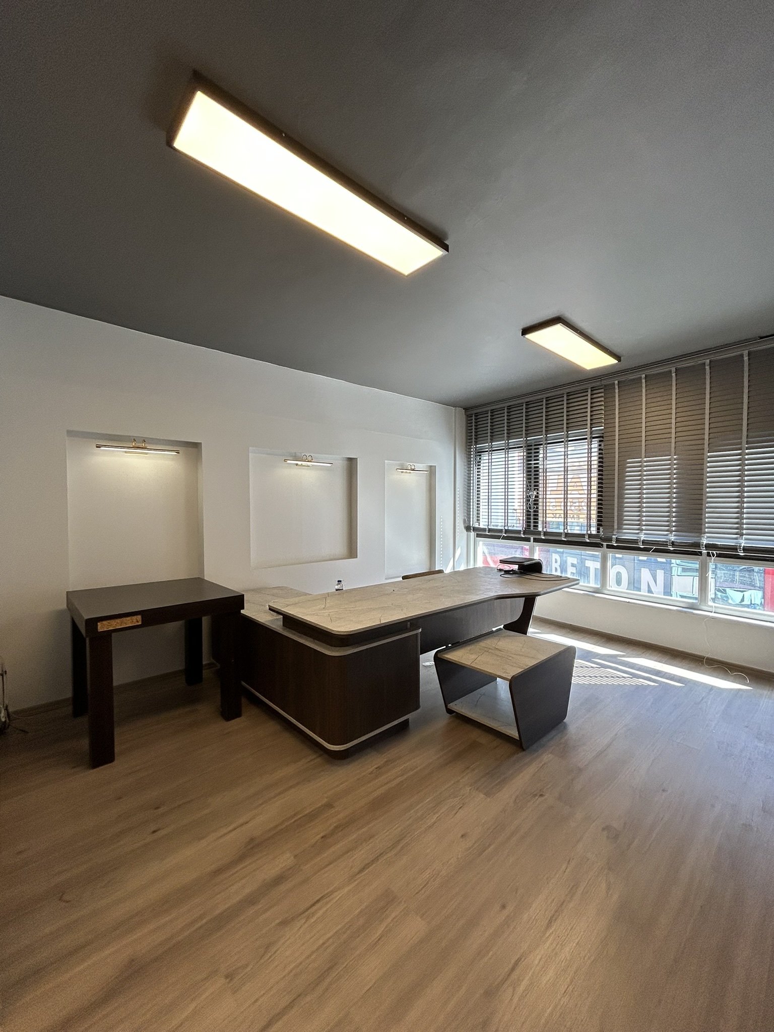 ŞEYHKERAMETTİN MAHALLESİ KİRALIK BÜRO