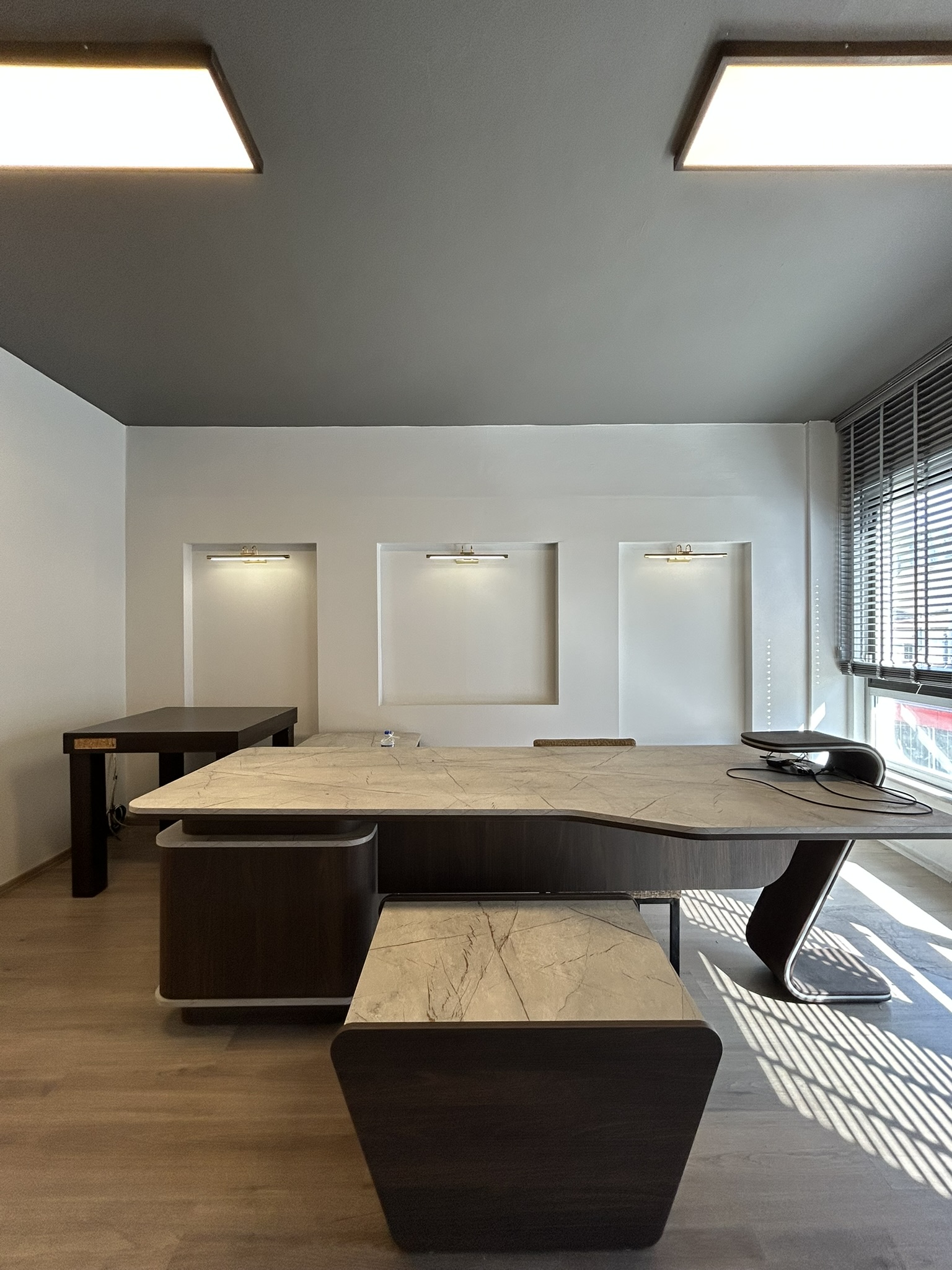 ŞEYHKERAMETTİN MAHALLESİ KİRALIK BÜRO