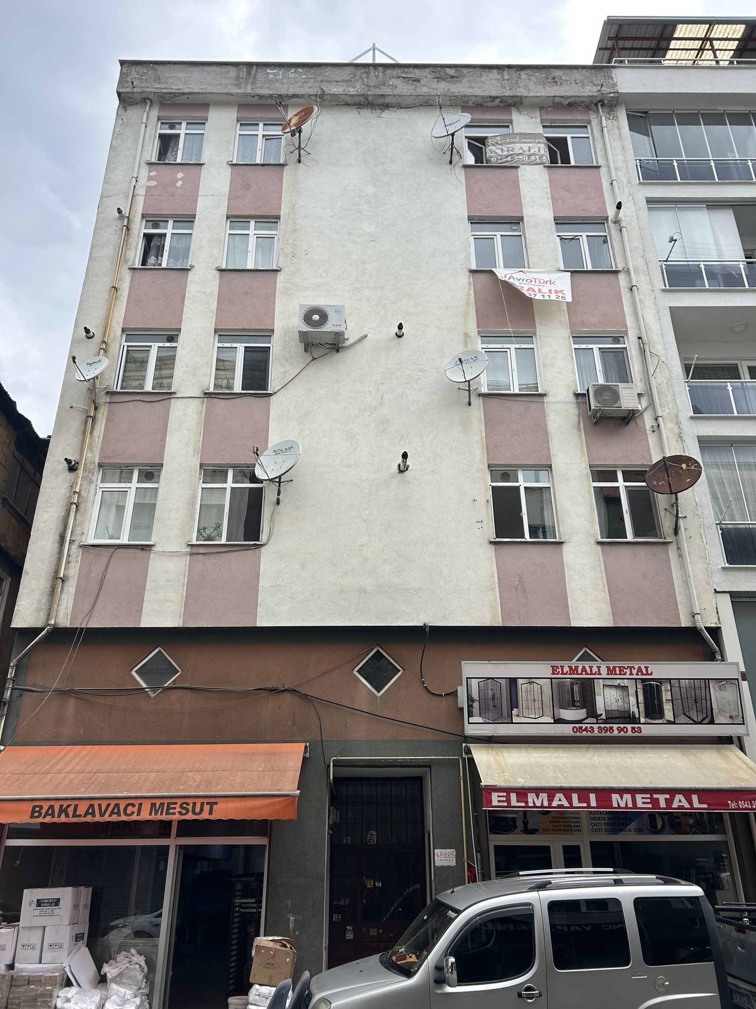 HACISİYAM SAZGEÇİT SOKAK DUBLEKS DAİRE SATILIK