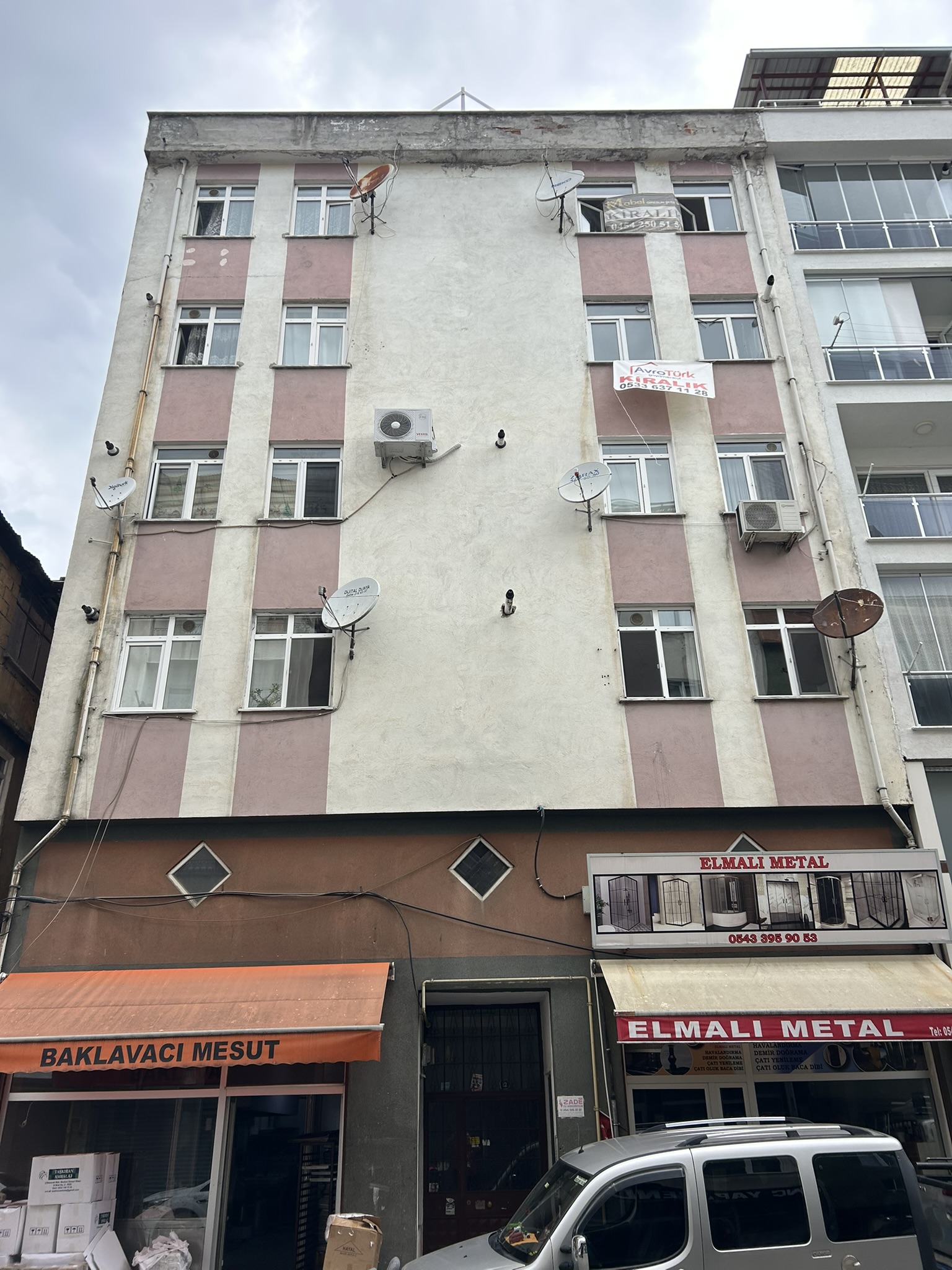 HACISİYAM SAZGEÇİT SOKAK DUBLEKS DAİRE SATILIK