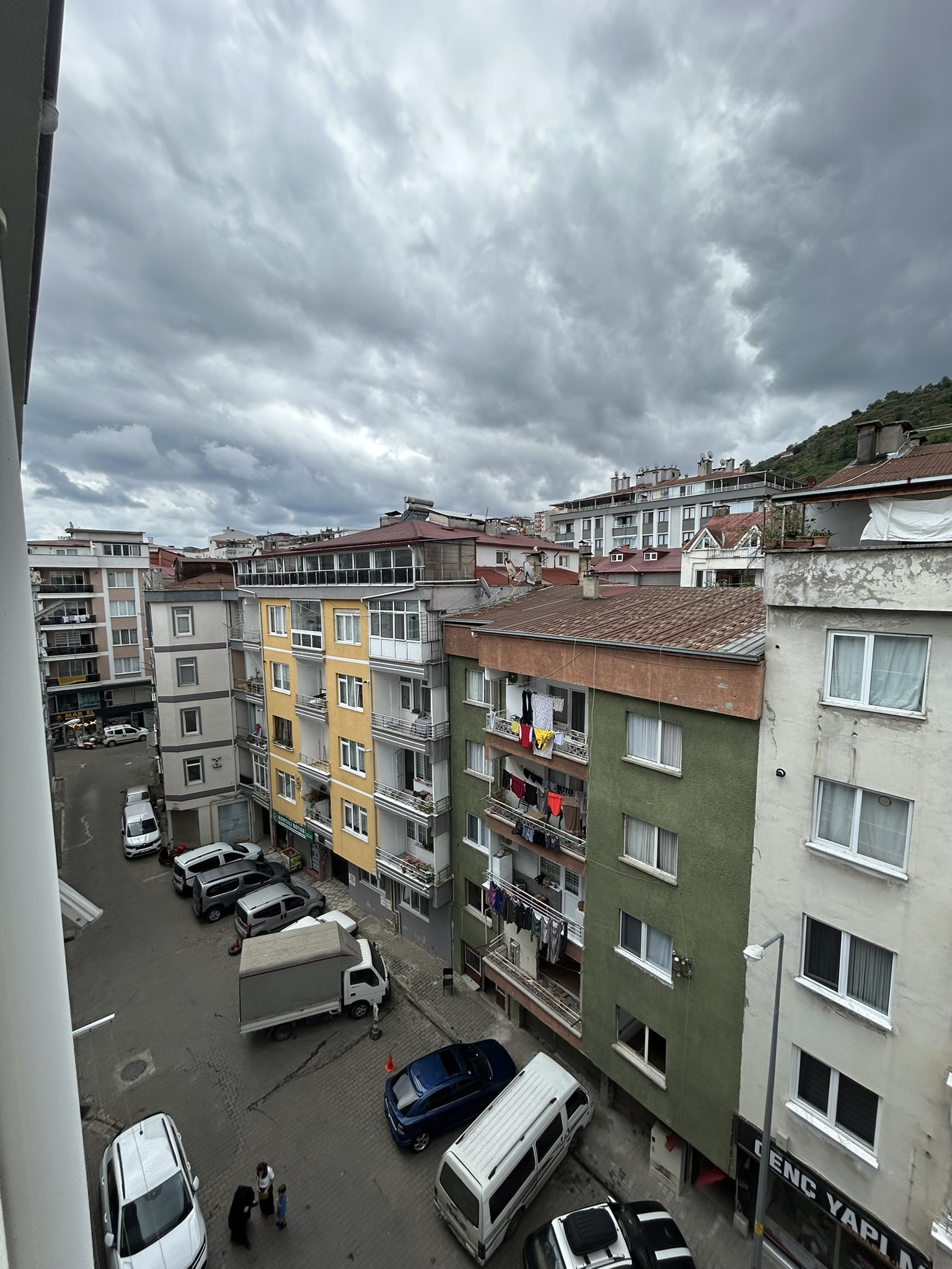 HACISİYAM SAZGEÇİT SOKAK DUBLEKS DAİRE SATILIK