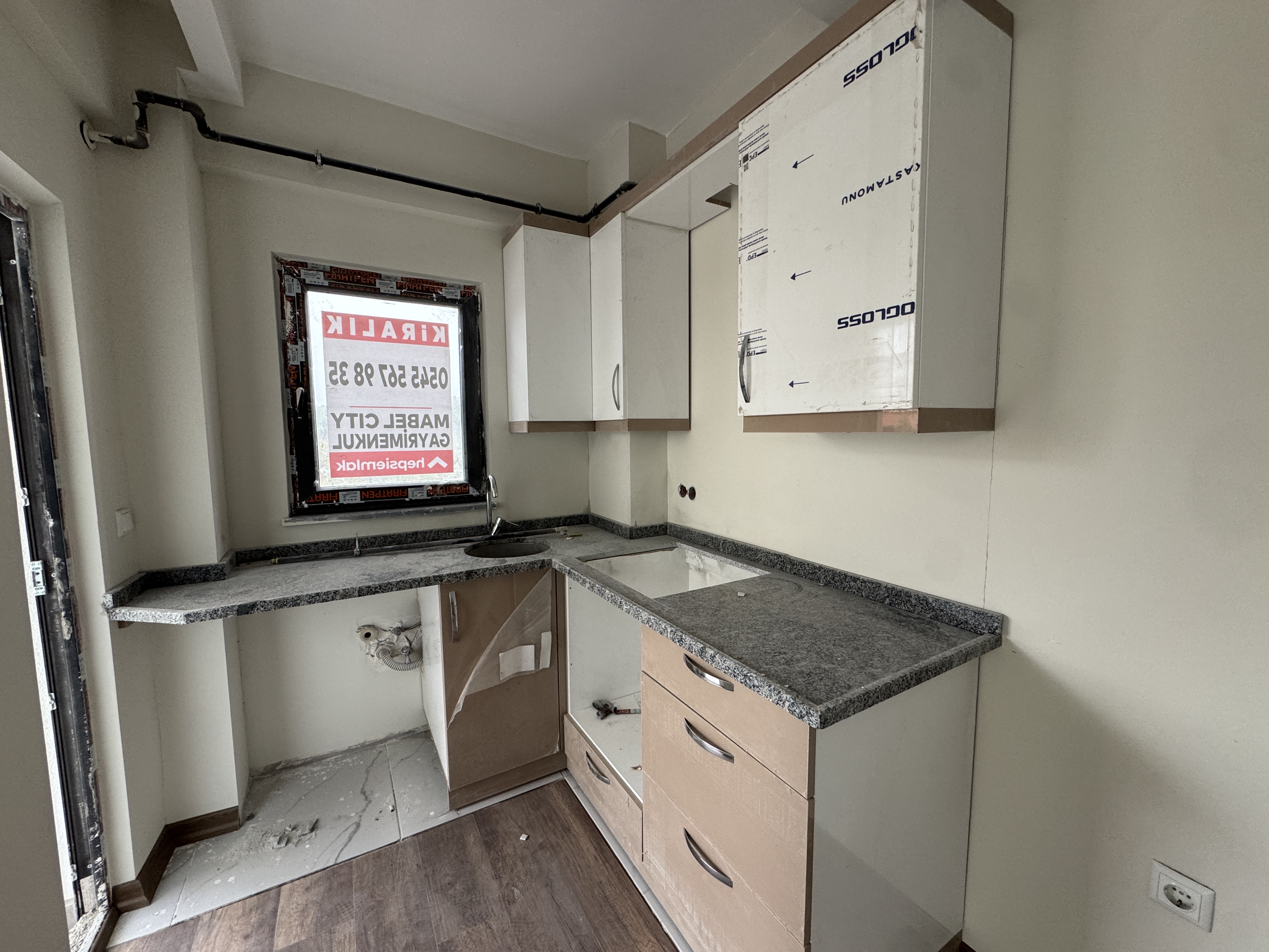 IHLAMUR CAFE YANINDA EŞYALI SIFIR KİRALIK 1+1 DAİRE