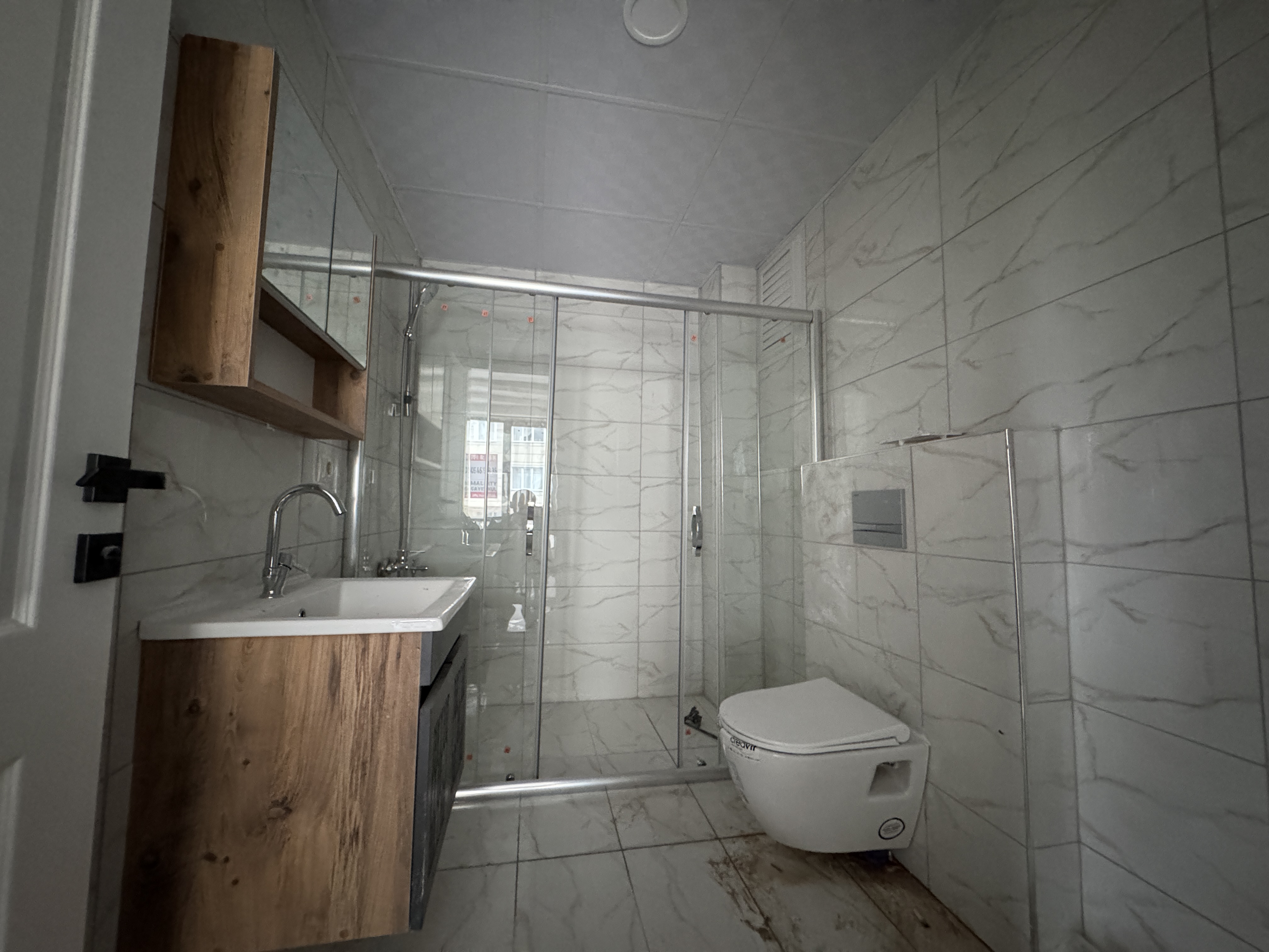 IHLAMUR CAFE YANINDA EŞYALI SIFIR KİRALIK 1+1 DAİRE