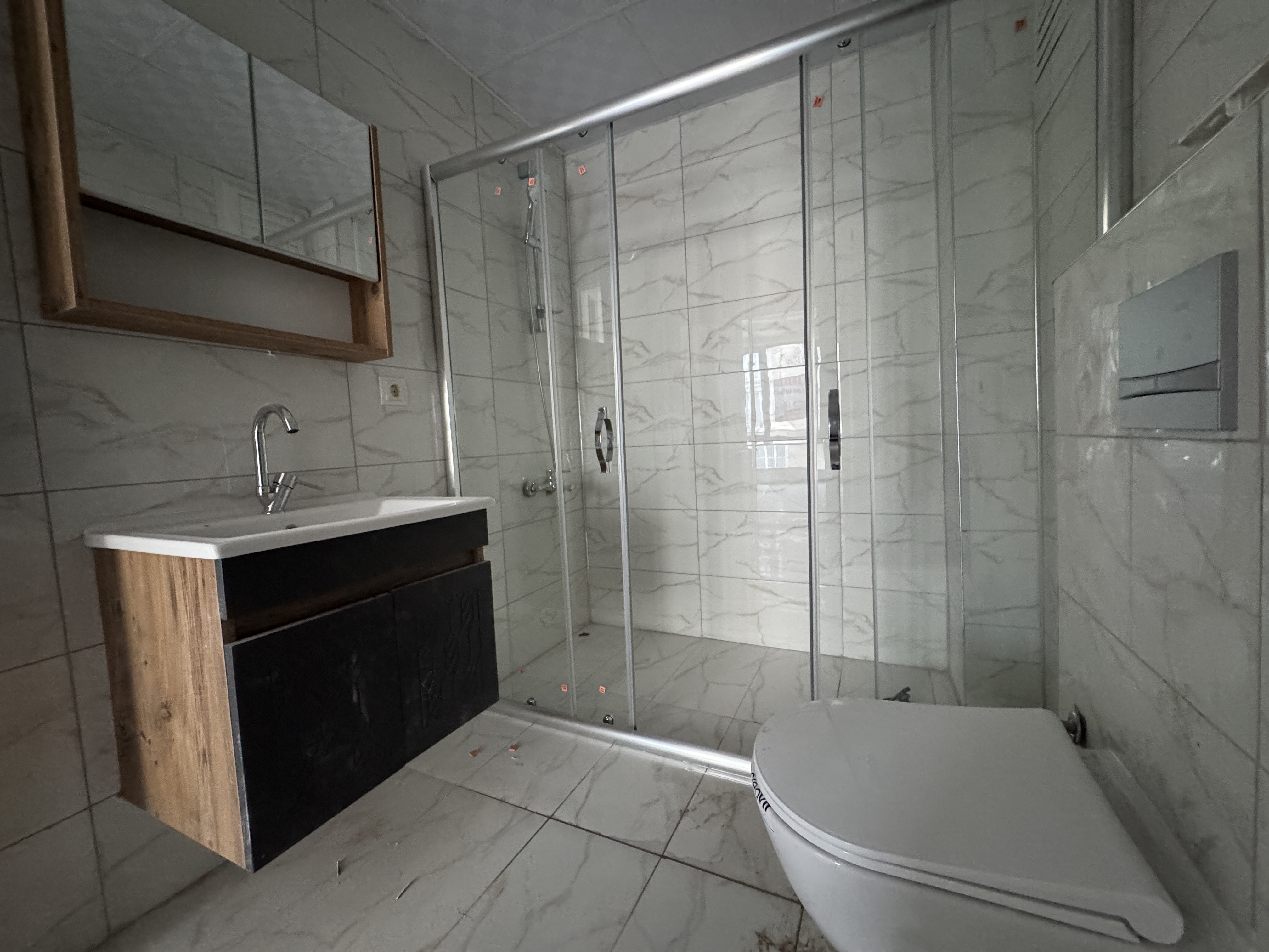 IHLAMUR CAFE YANINDA EŞYALI SIFIR KİRALIK 1+1 DAİRE