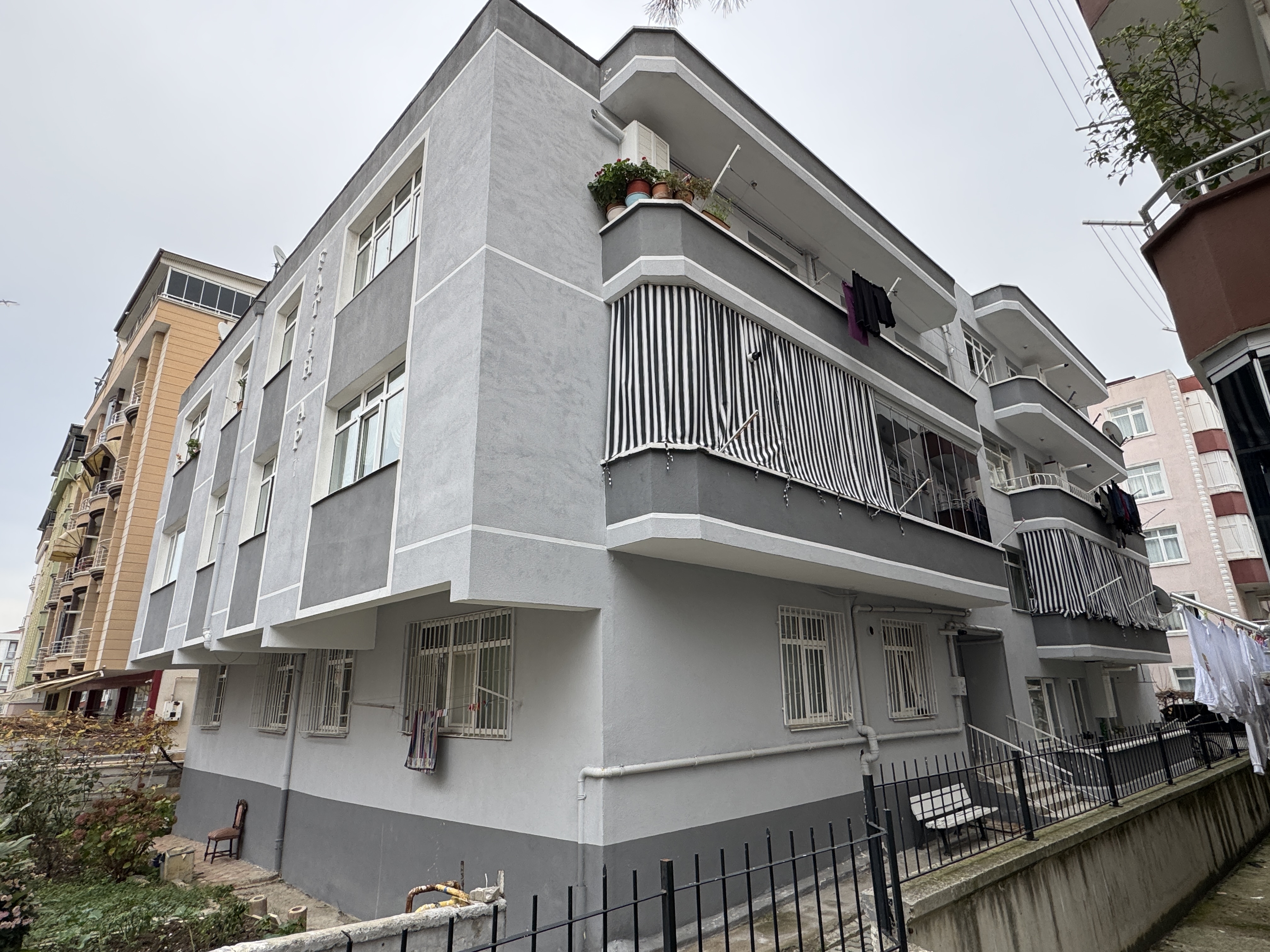 LOZAN CADDESİNE 2. BİNA KİRALIK DAİRE