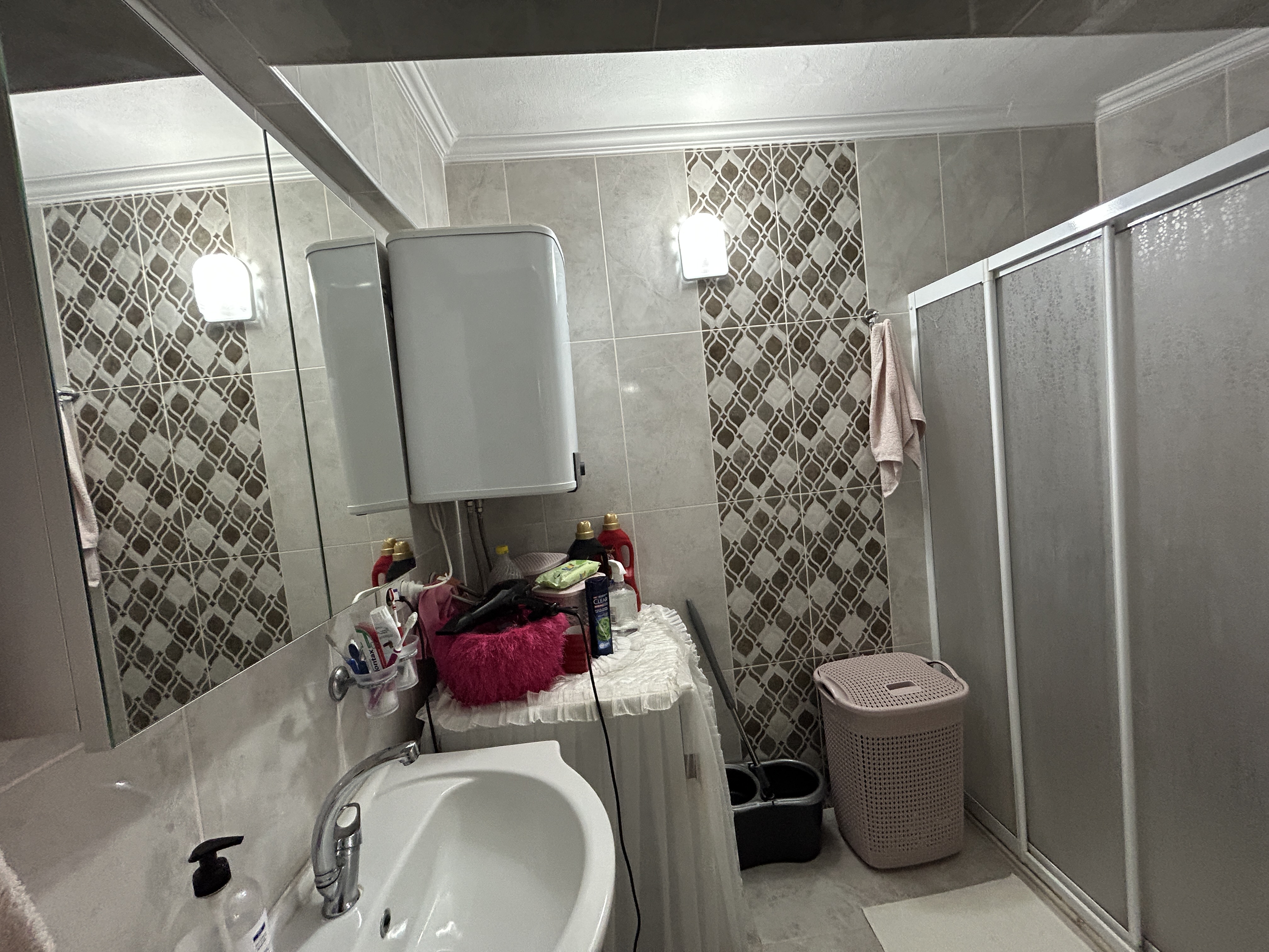 MABEL'DEN MARMARİSİN GÖBEĞİNDE SATILIK TEK TAPU ÇİFT DAİRE