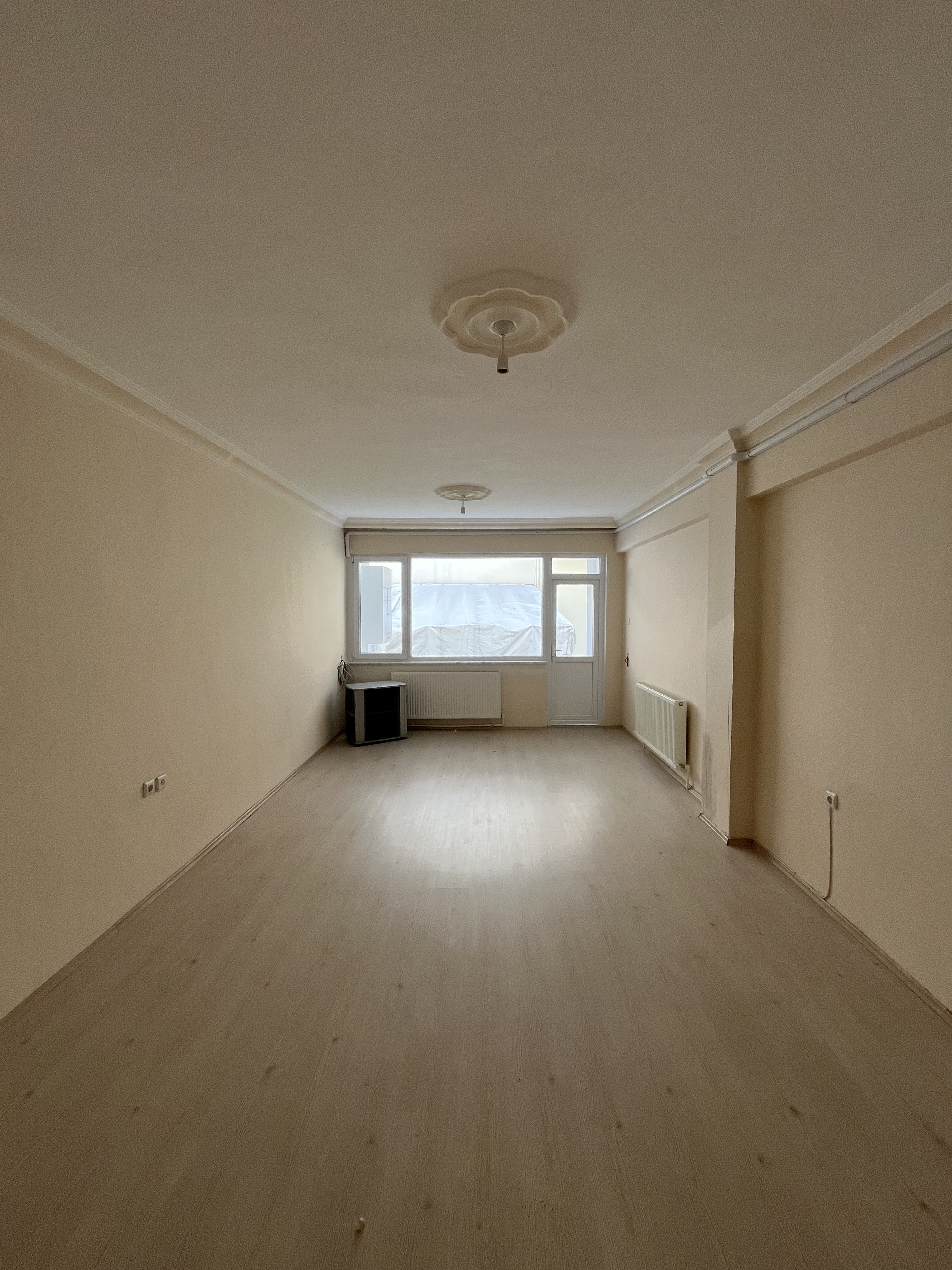 TEYYAREDÜZÜ 2+1 ZEMİN