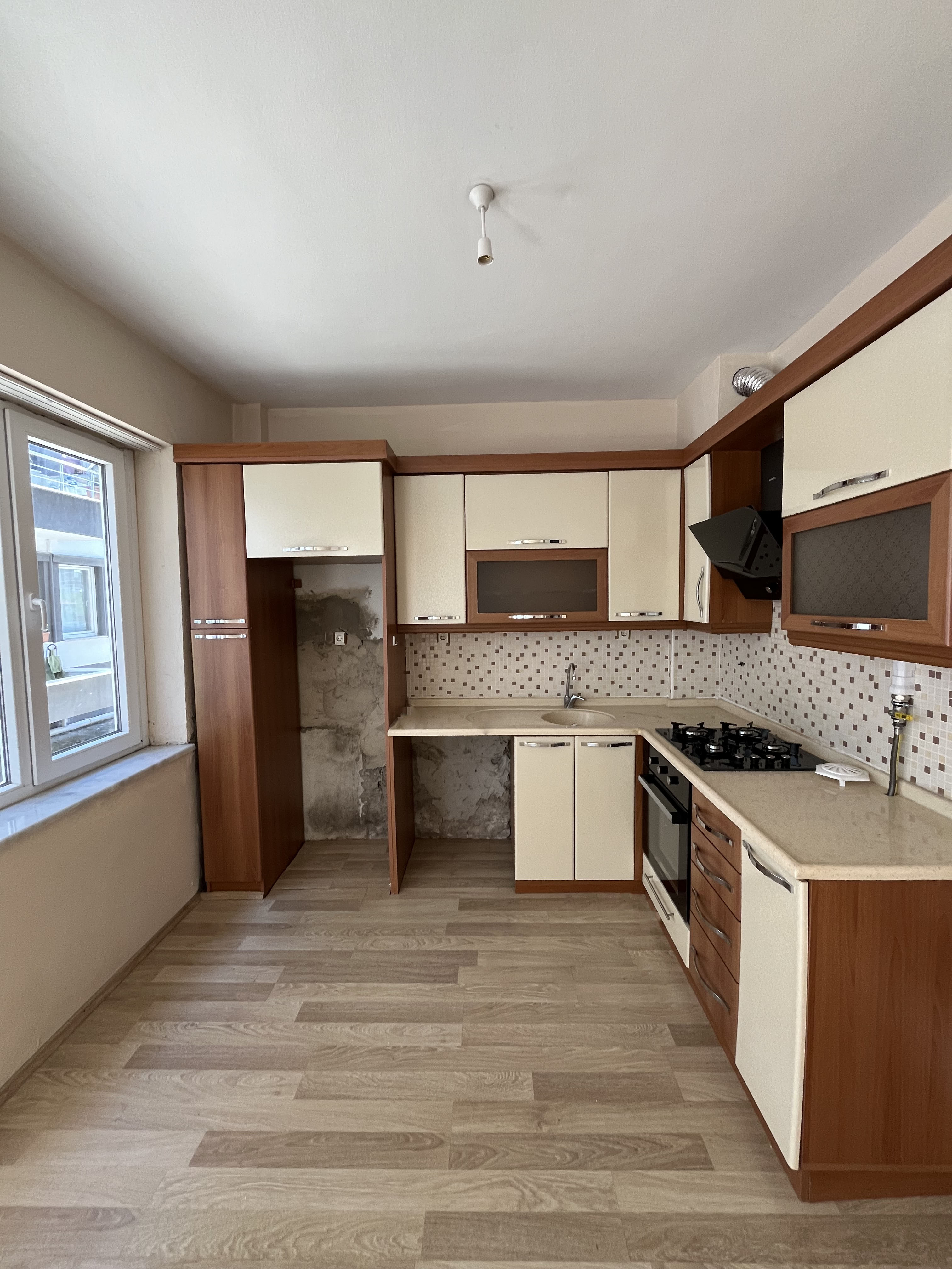 TEYYAREDÜZÜ 2+1 ZEMİN