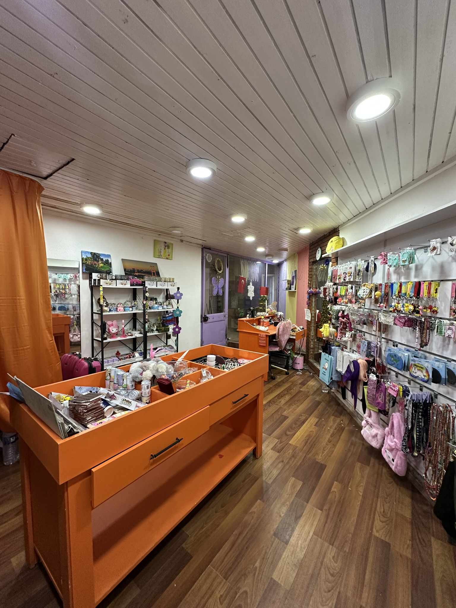 GAZİ CADDESİ PASAJ İÇİ DÜKKAN 25 M2