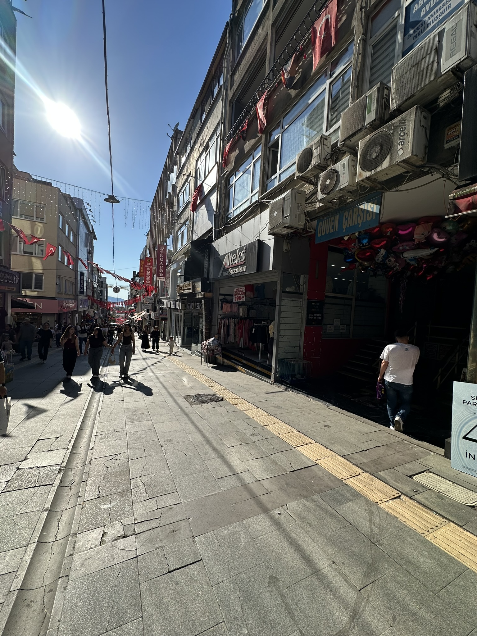 GAZİ CADDESİ PASAJ İÇİ DÜKKAN 25 M2