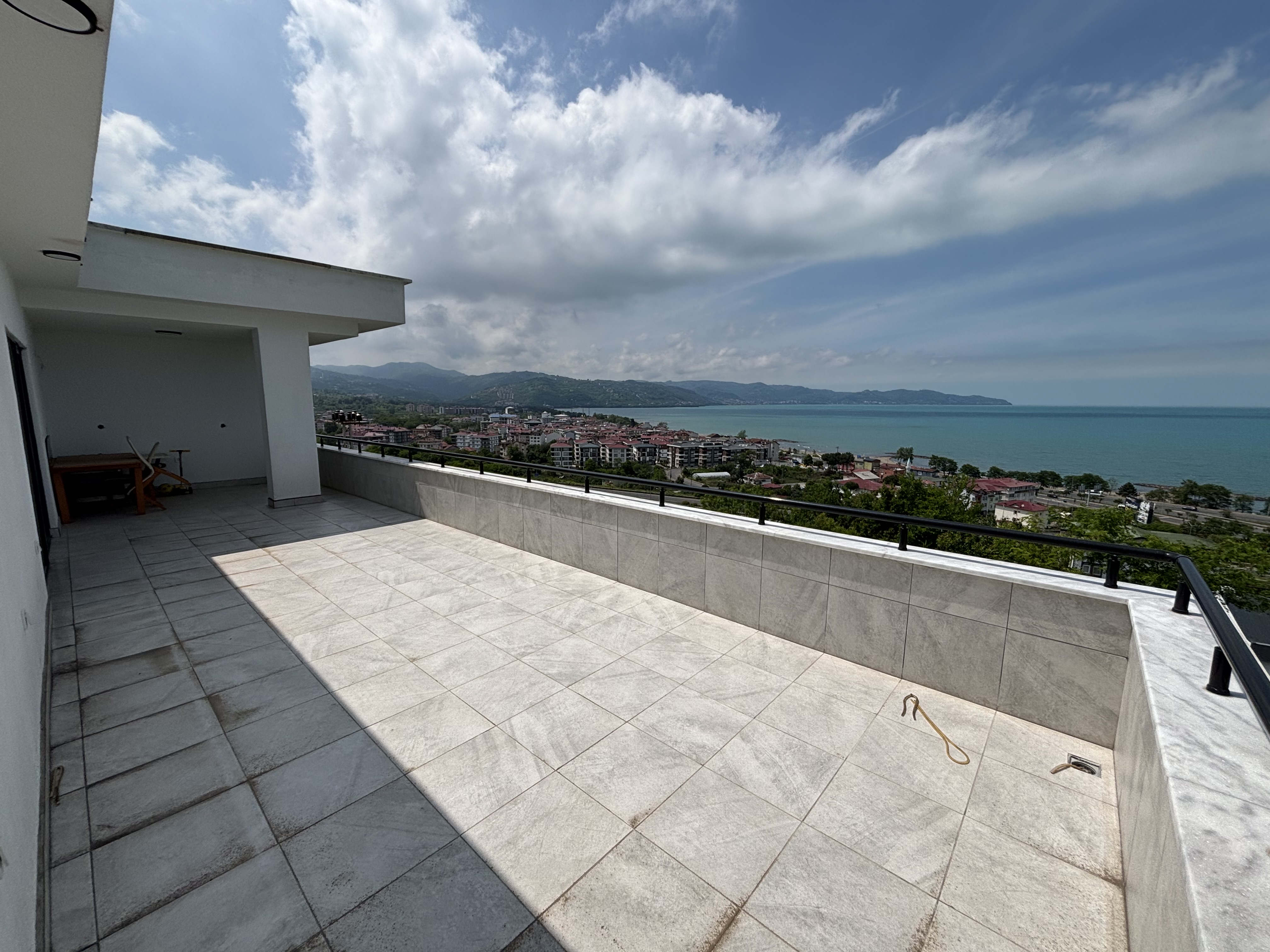TRİPLEKS VİLLA