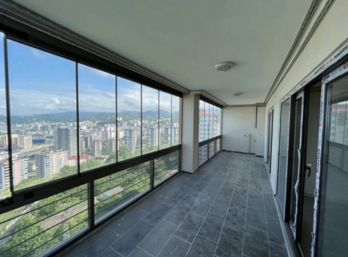 YALINCAK PREMİUM PARK 2 SİTESİNDE SATILIK DAİRE