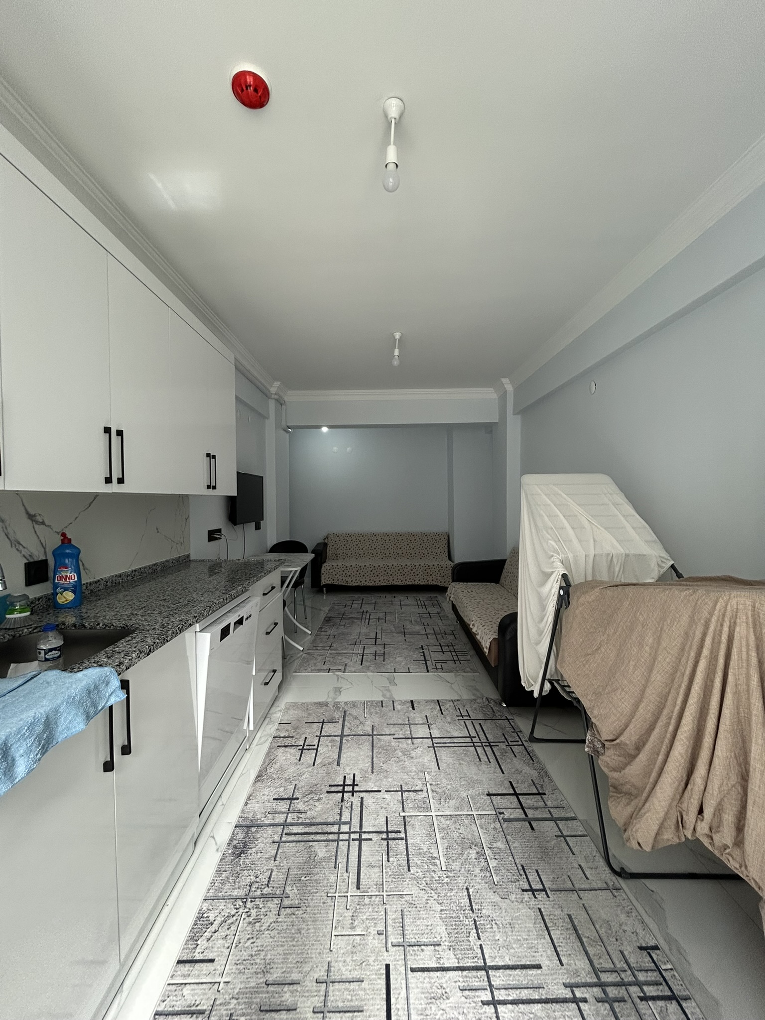AKSU 1+1 EŞYALI DAİRE