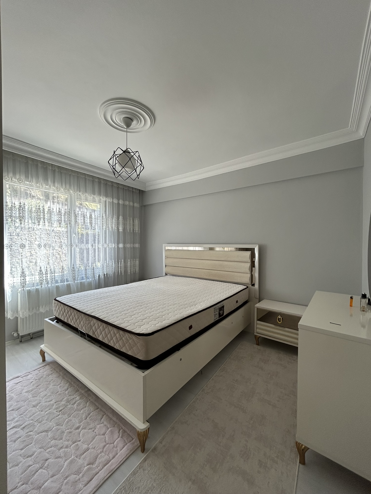 GEDİKKAYA ÇERKEZ MEVKİ EŞYALI KİRALIK DAİRE