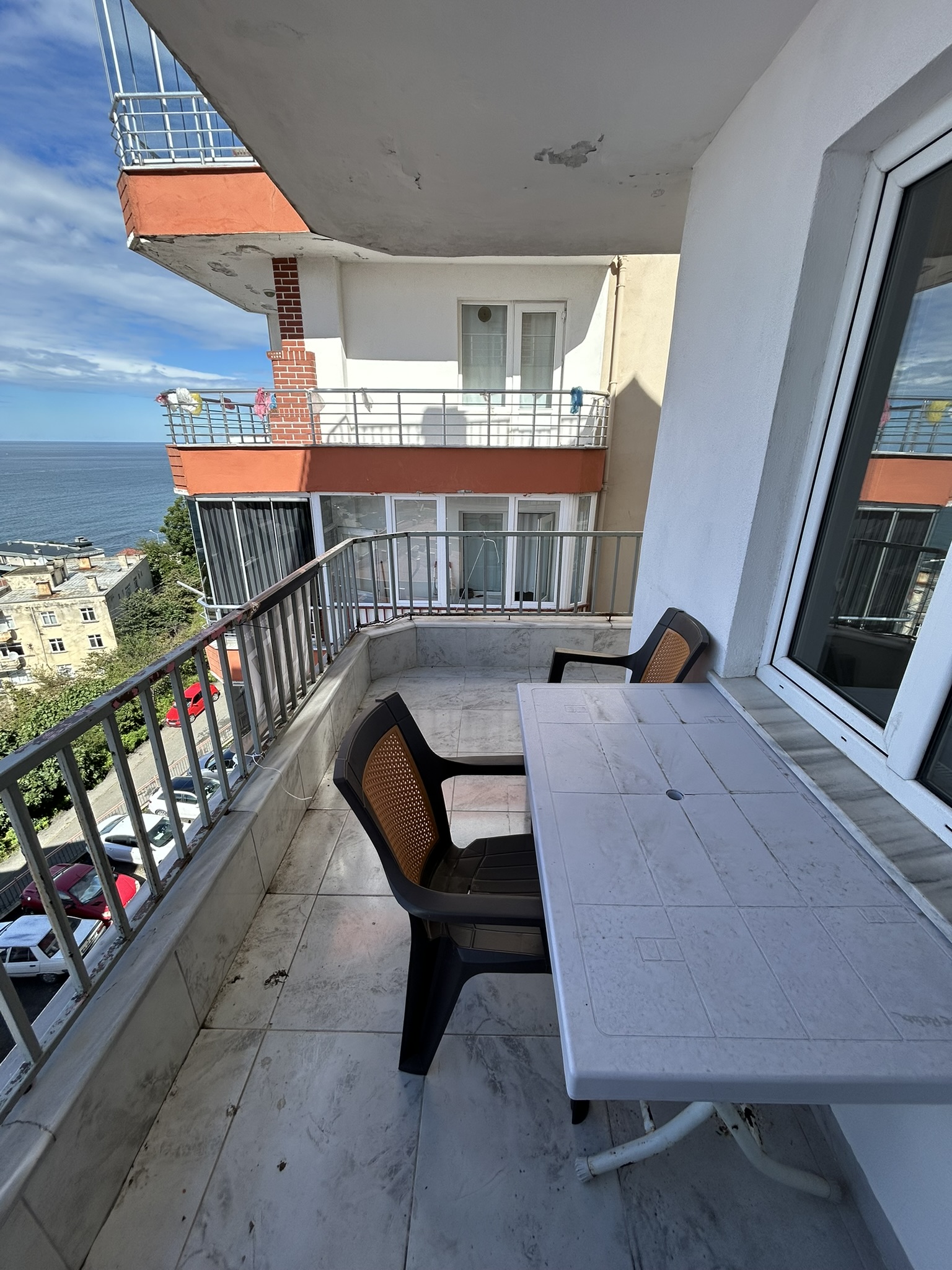 GEDİKKAYA ÇERKEZ MEVKİ EŞYALI KİRALIK DAİRE