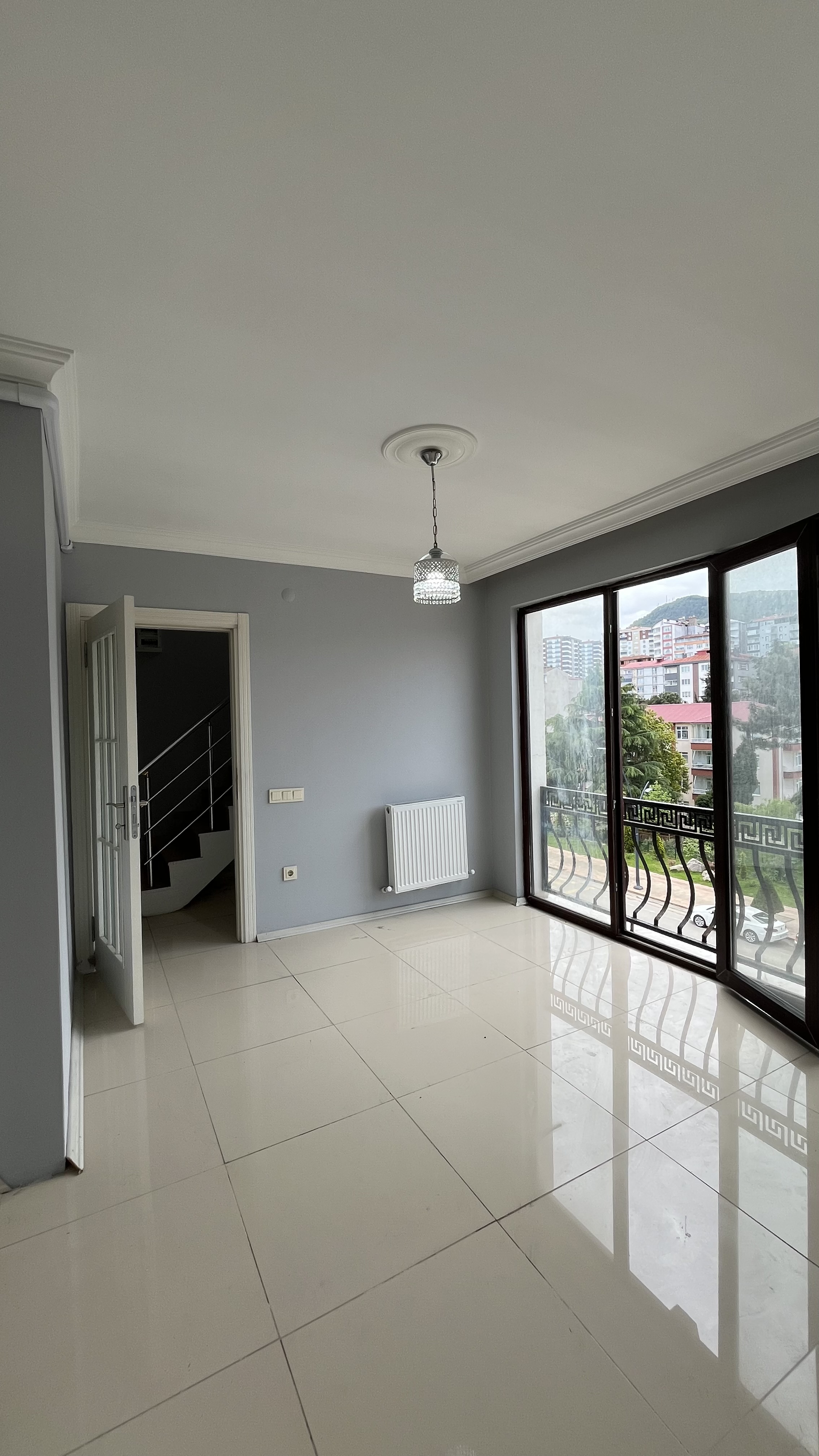 MABEL’DEN ANA CADDE ÜZERİNDE 3 + 1 FIRSAT DAİRE
