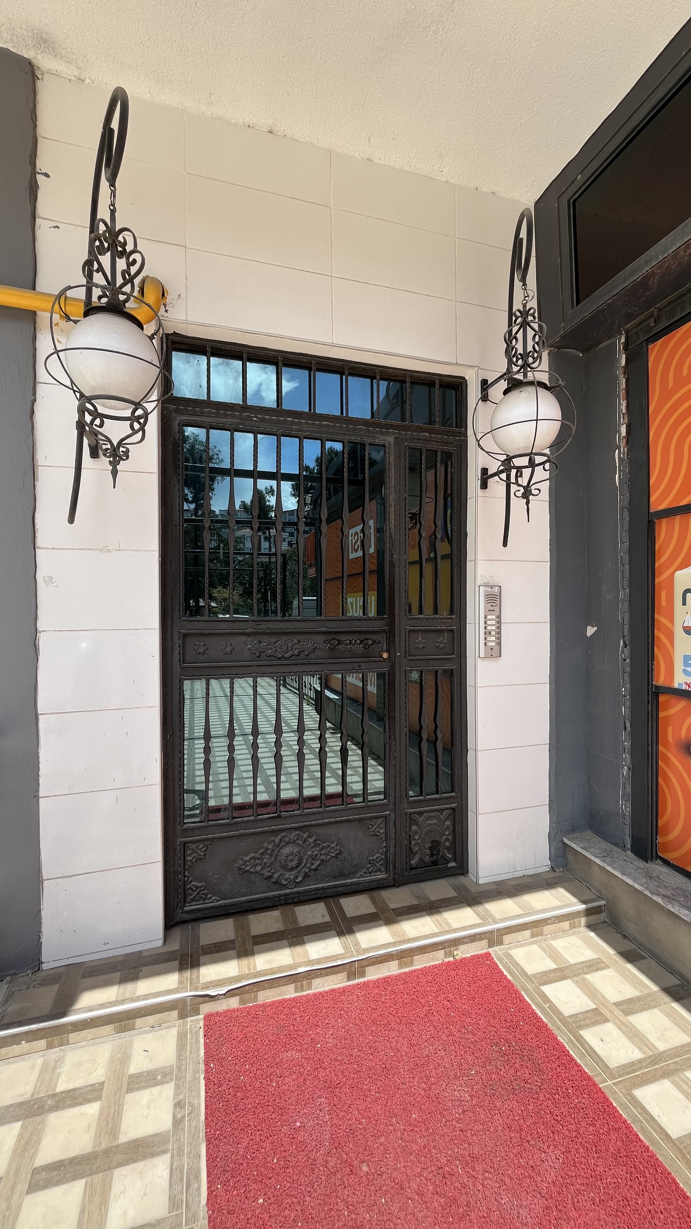 MABEL’DEN ANA CADDE ÜZERİNDE 3 + 1 FIRSAT DAİRE