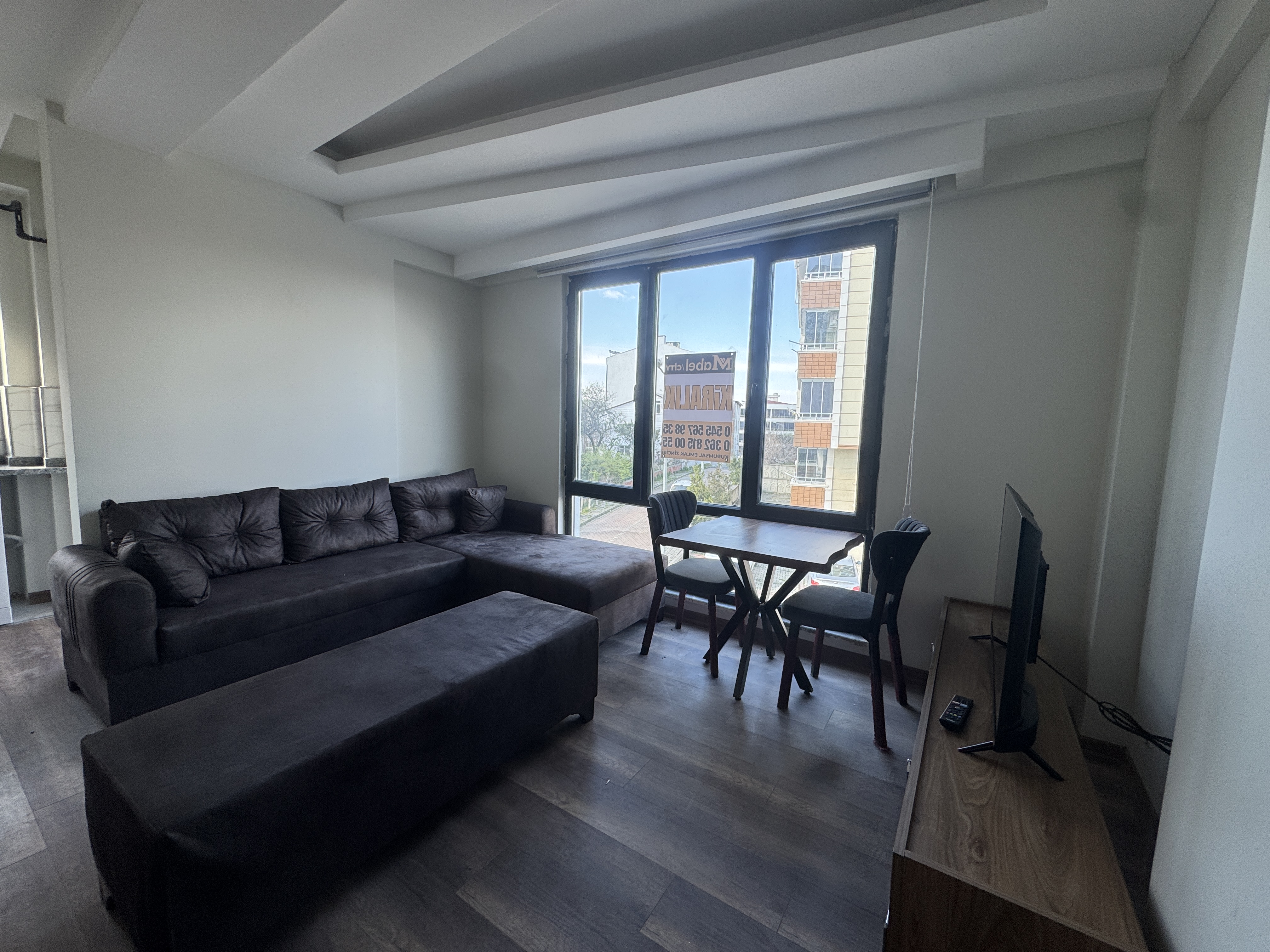 MABELDEN IHLAMUR CAFE YANINDA EŞYALI SIFIR KİRALIK 1+1 DAİRE