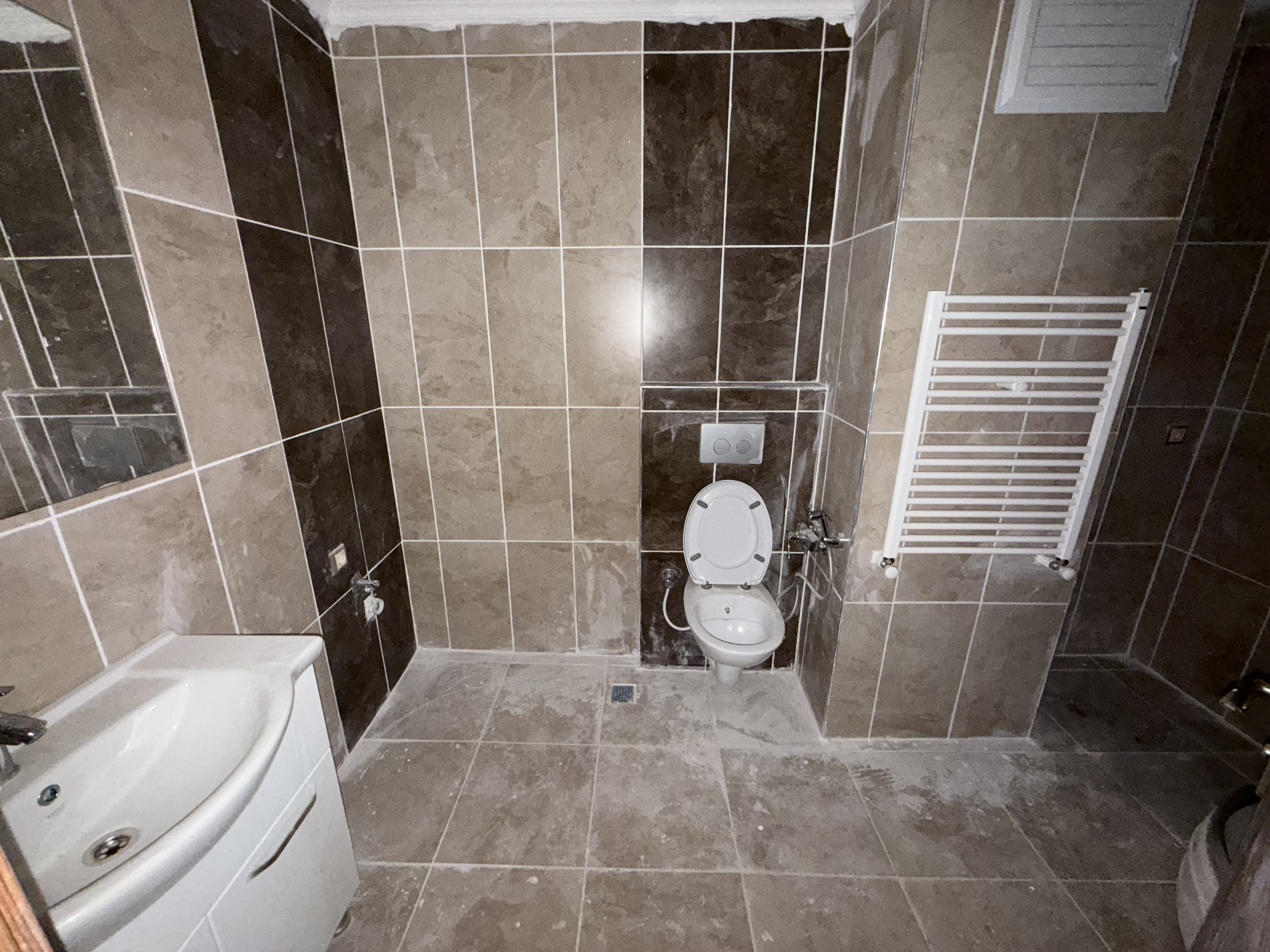 ARSİN GÜZELYALI MAH. SATILIK 2+1 FIRSAT DAİRE