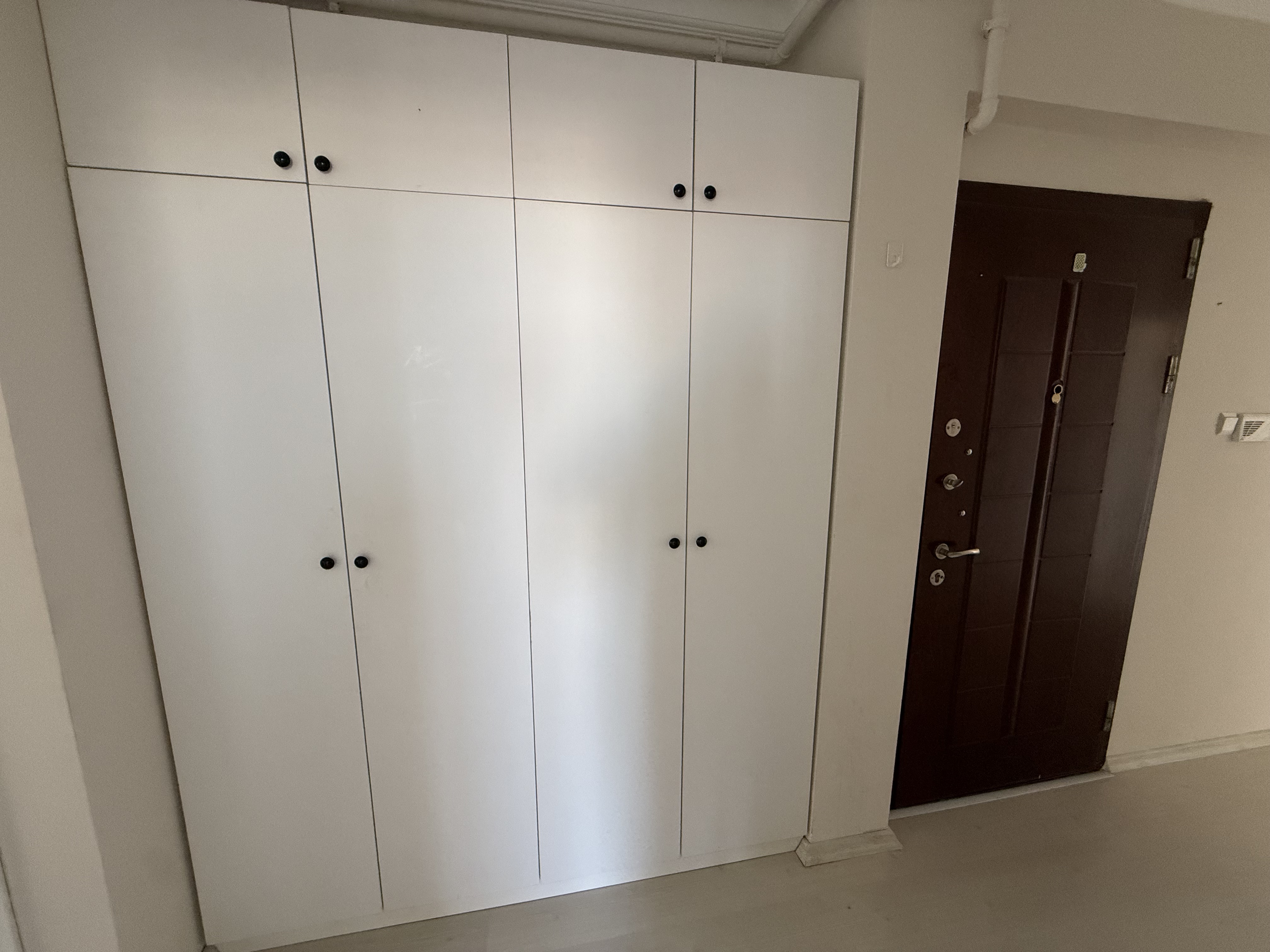 D.EVLERİ TRAMVAYA 350 M DENİZ MANZARALI MERKEZİ KONUM